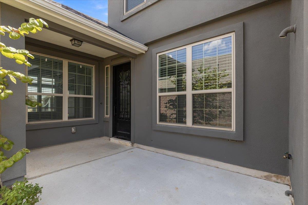 540 Faith DR — photo 4
