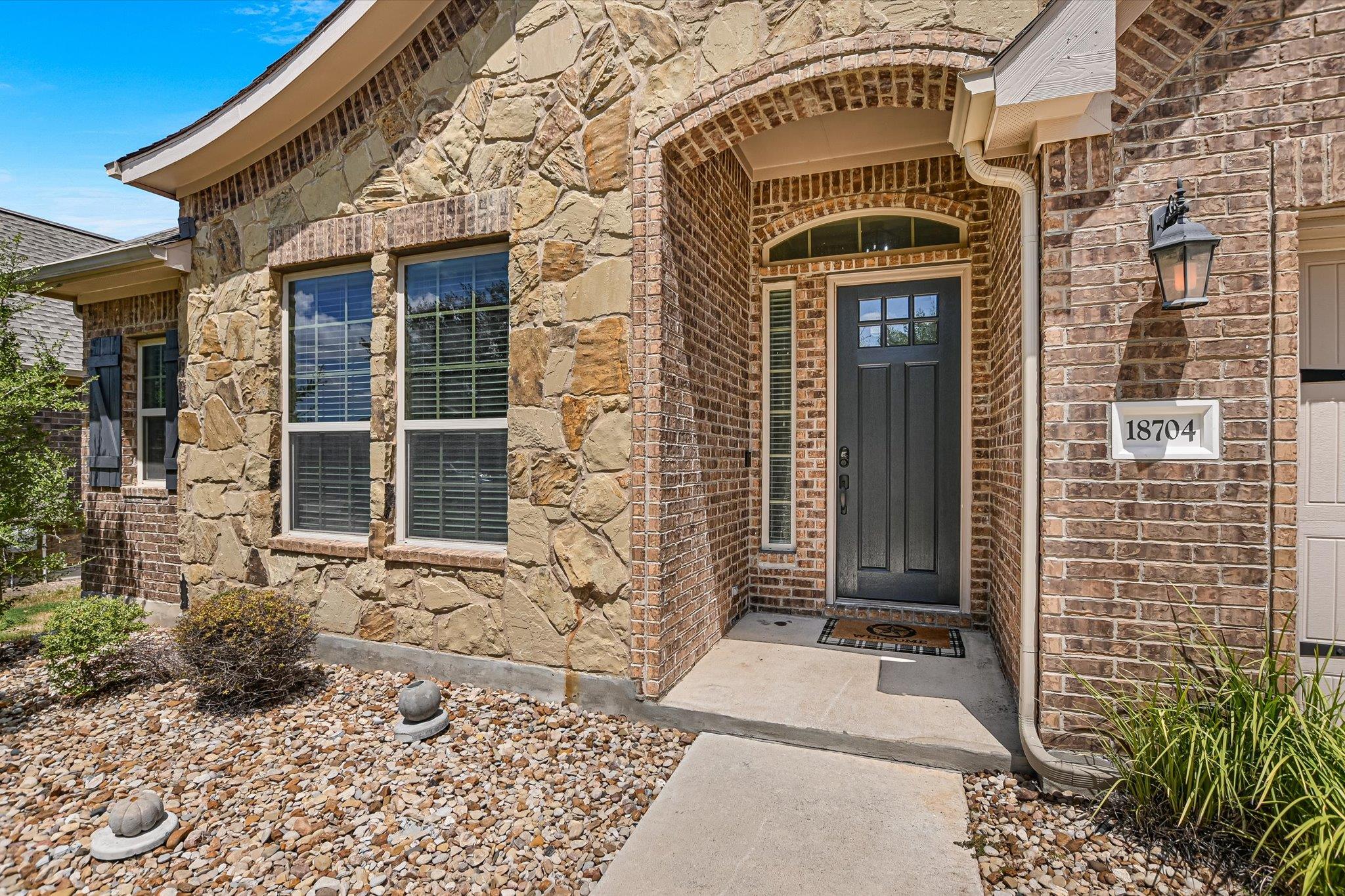 18704 Waltz CT — photo 3