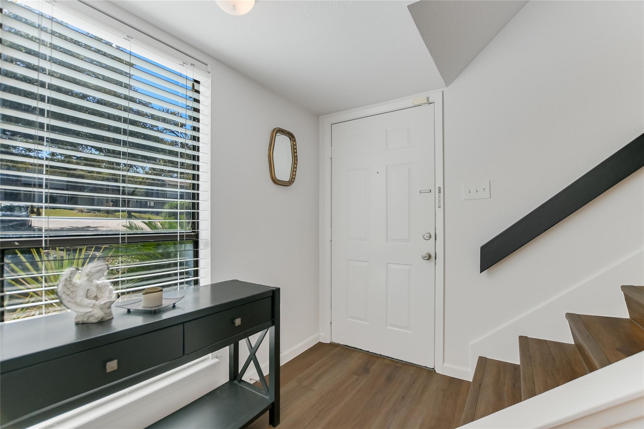 613 Hi CIR #A — photo 3