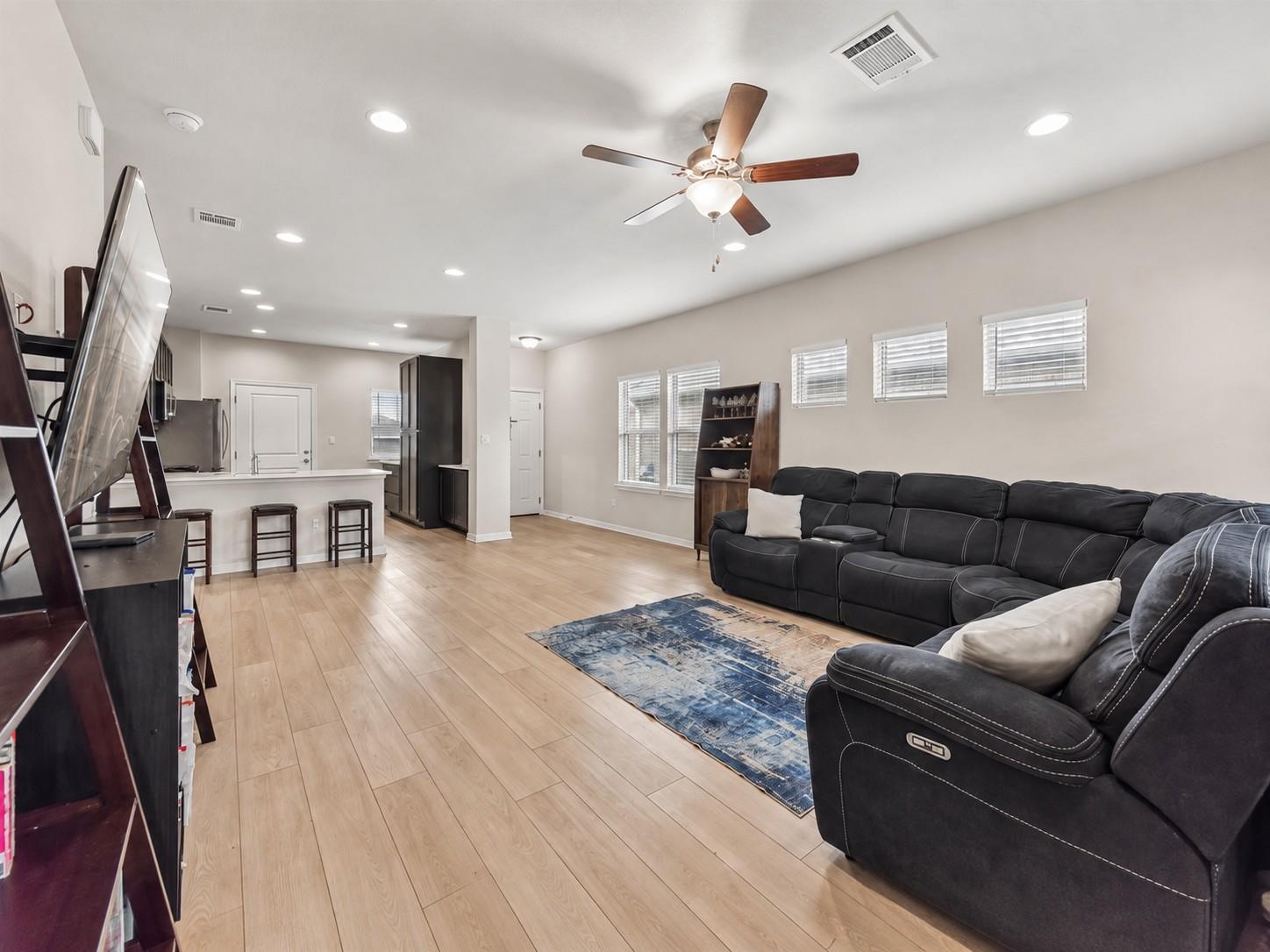 6403 Principale DR — photo 5