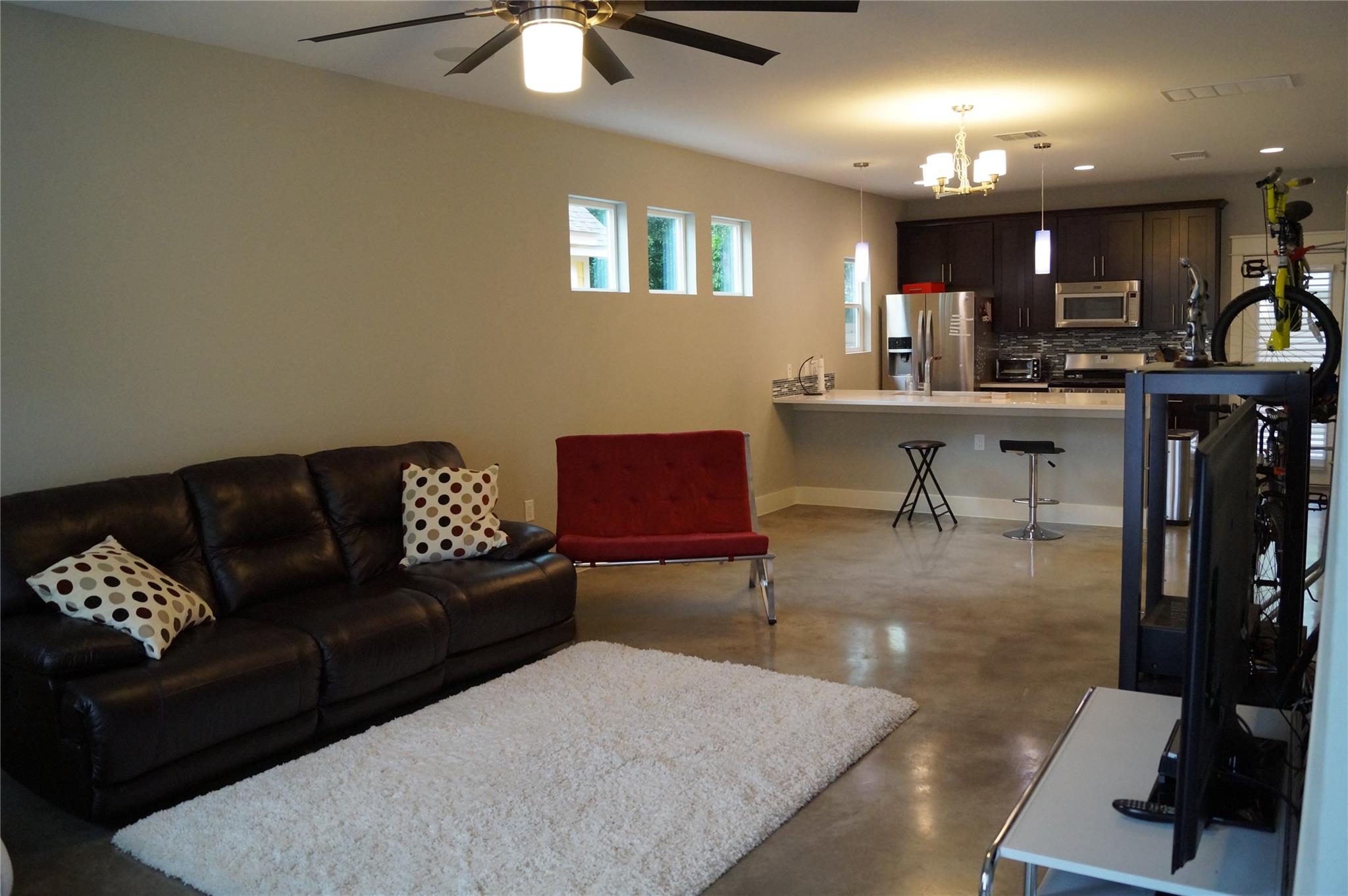3004 Neal ST — photo 3