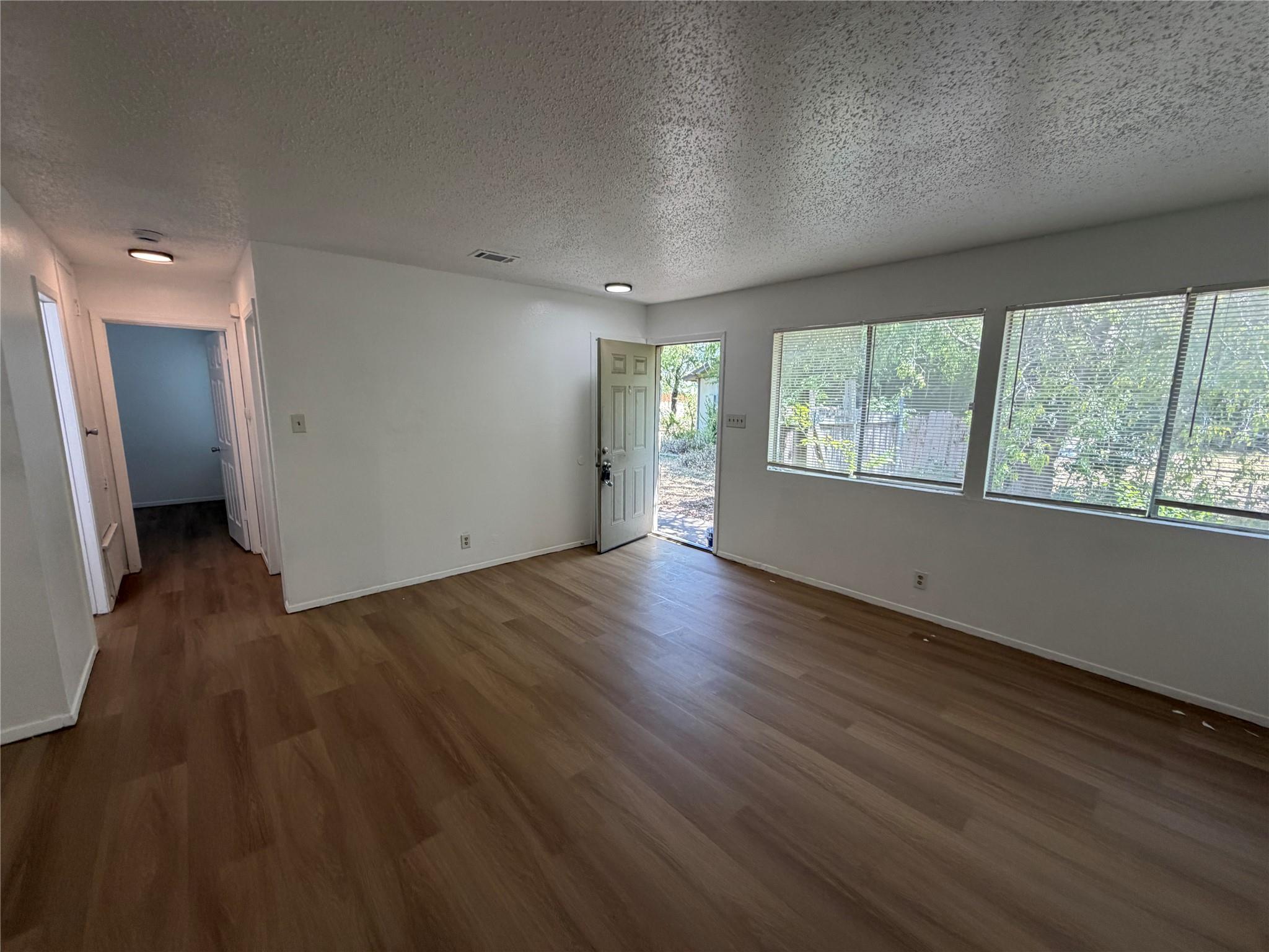 704 Osage DR #A — photo 3