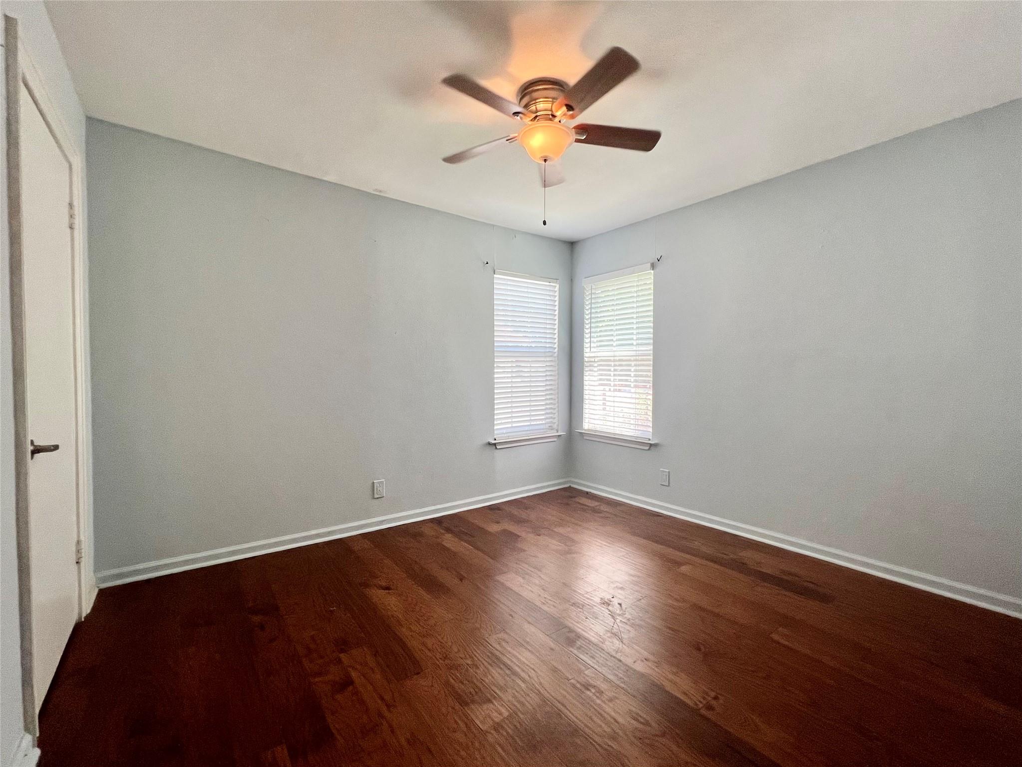 609 Odell ST — photo 4