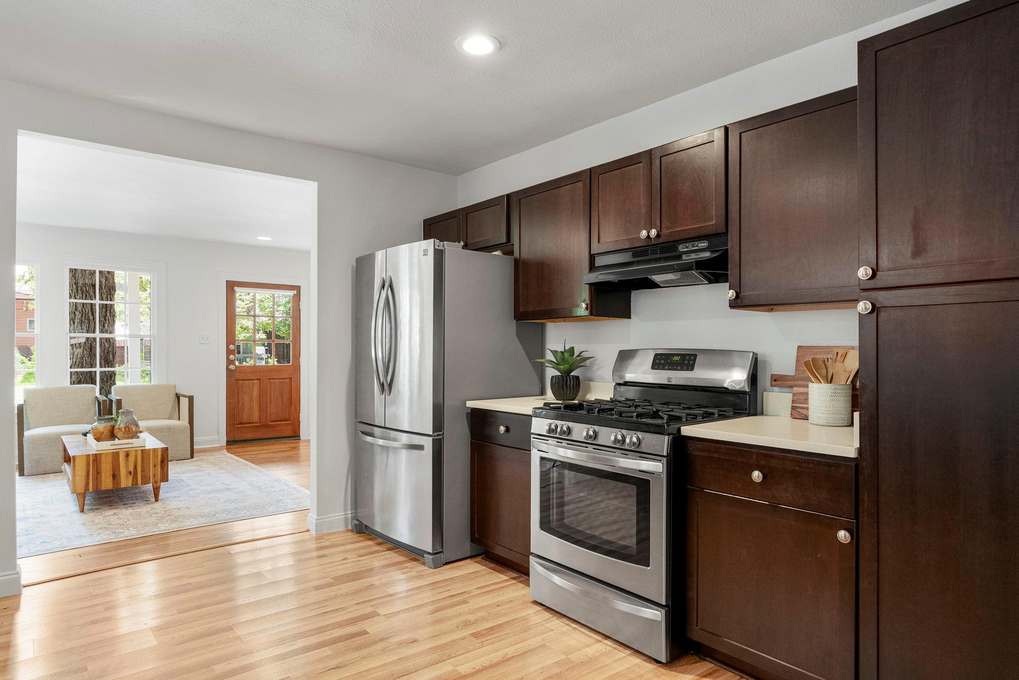 4912 Avenue G Unit A and B — photo 3