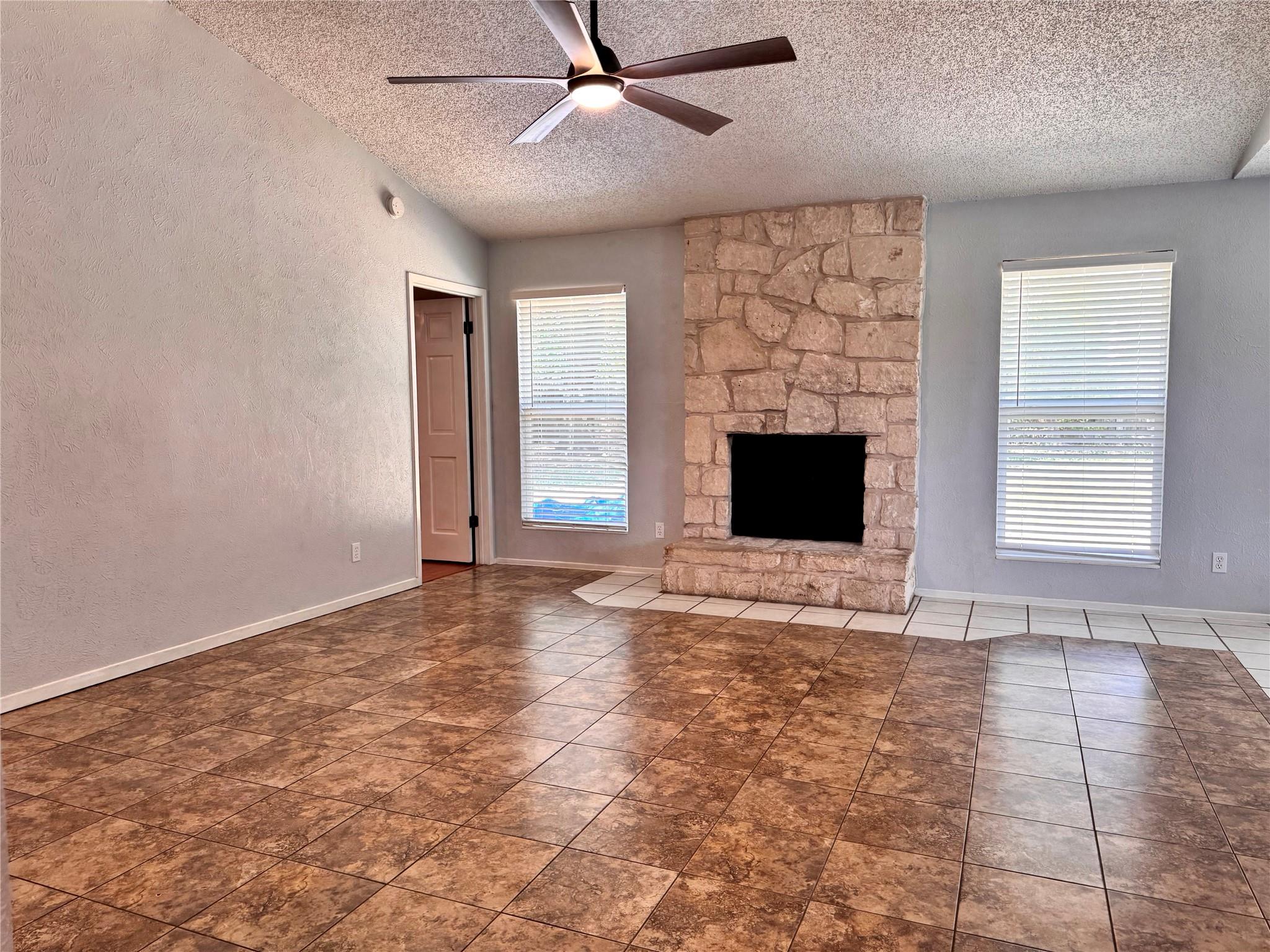 104 Masterson PASS — photo 4