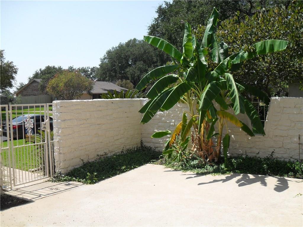 4804 Greystone DR — photo 3