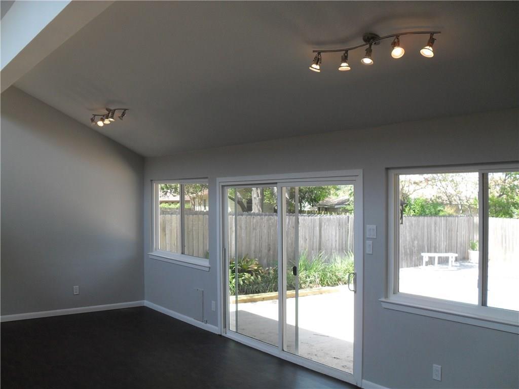 4804 Greystone DR — photo 5