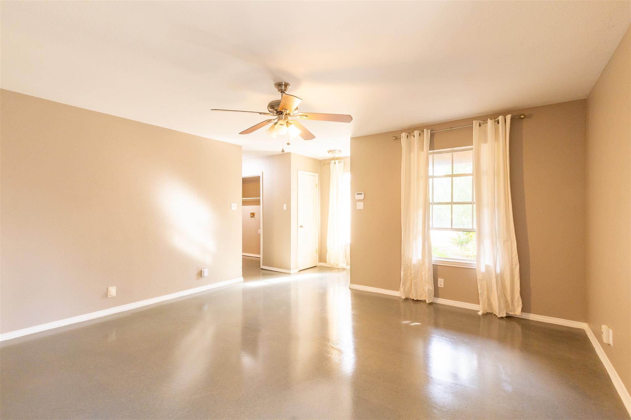3205 Susquehanna LN — photo 4