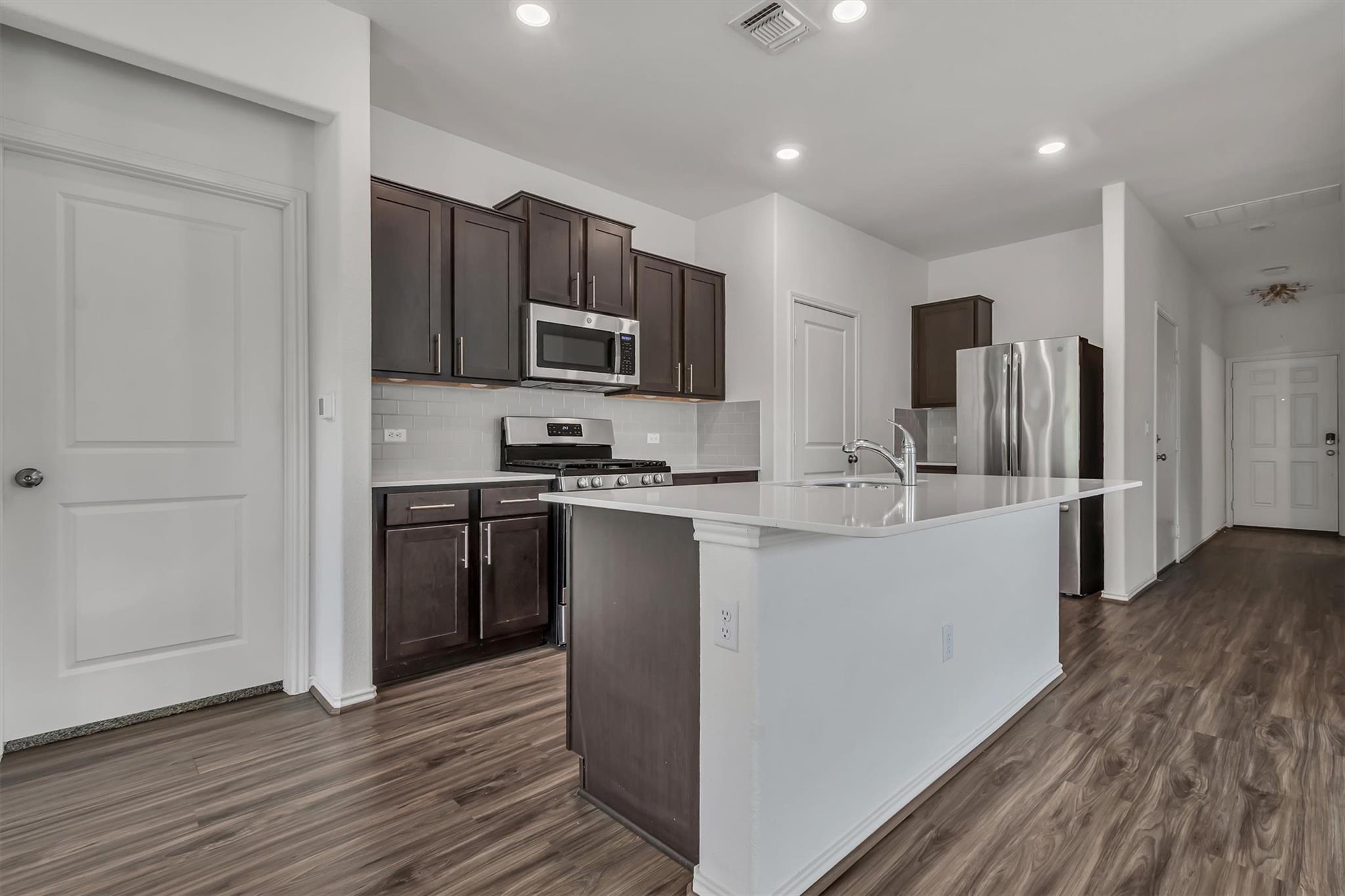 4016 Fort Collins WAY — photo 4