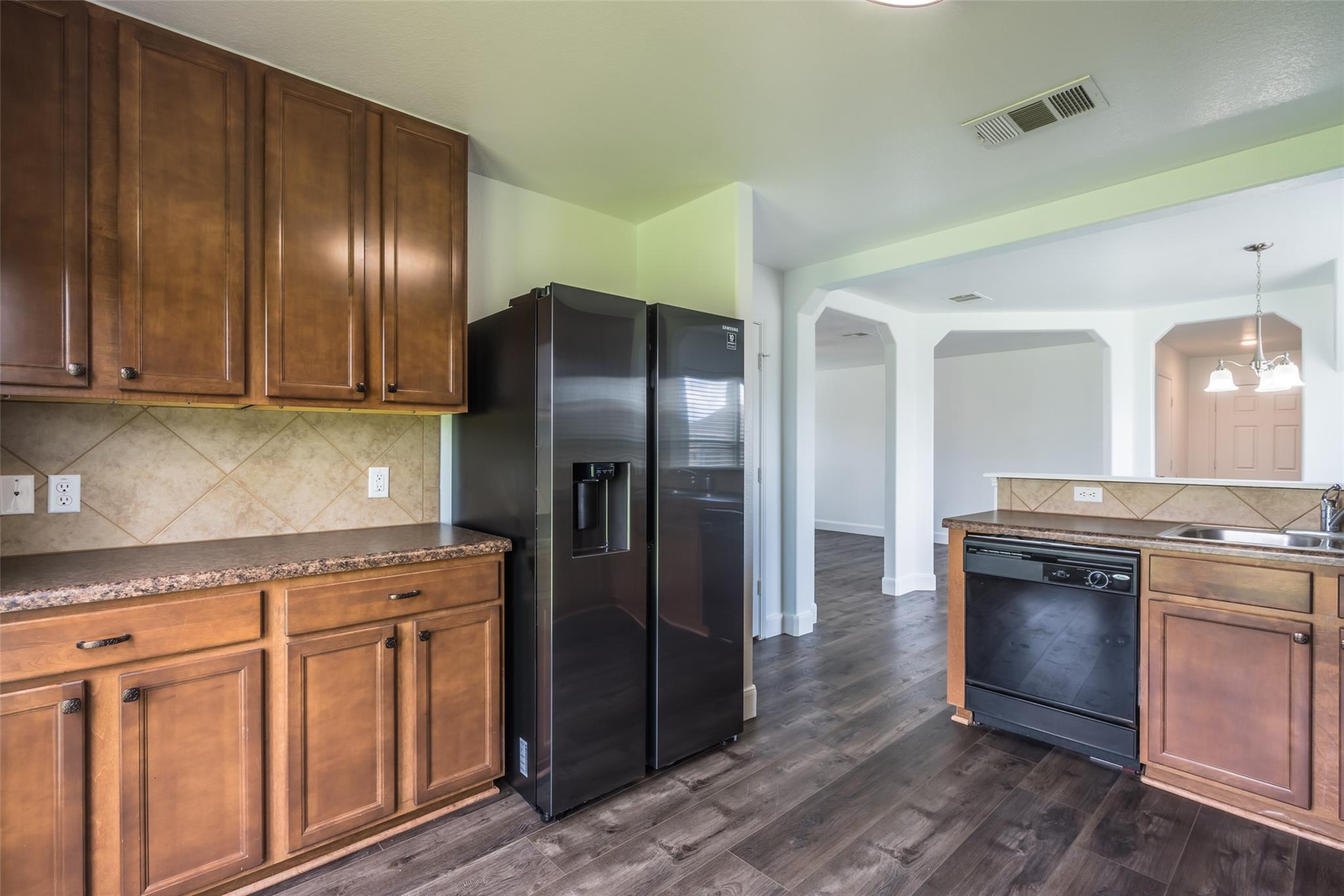 1013 Ranchero RD — photo 5