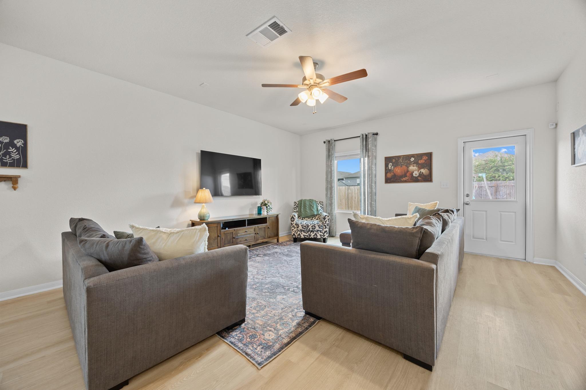 1233 WhippleTree TRL — photo 4