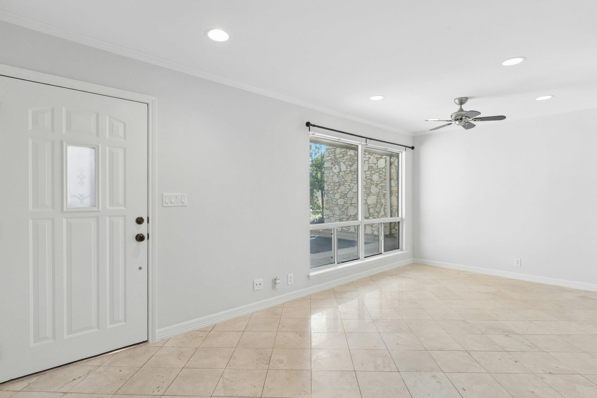 500 Riverside DR #114 — photo 4