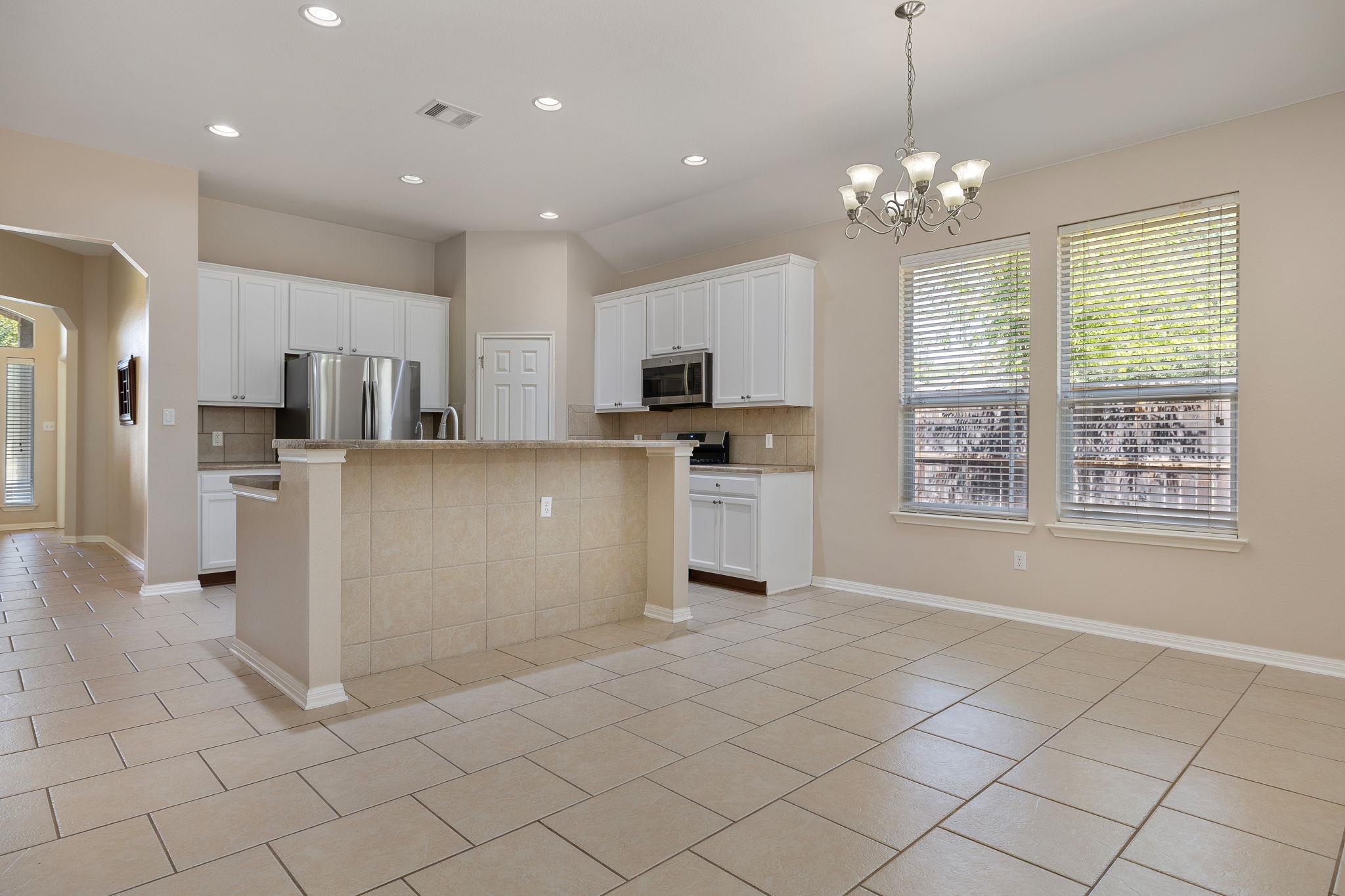 216 Cherry Laurel DR — photo 4