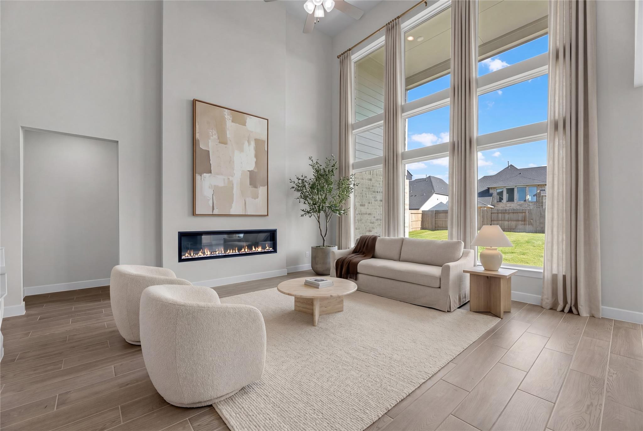 101 Leon LOOP — photo 3