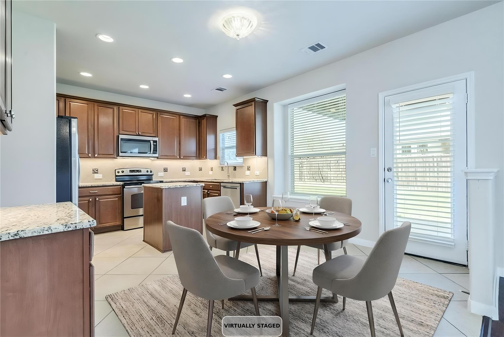 17708 Linkhill DR — photo 5
