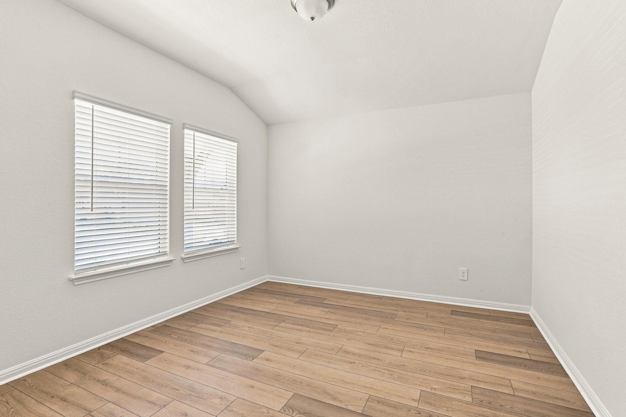 180 Coopers Hawk CRST — photo 3