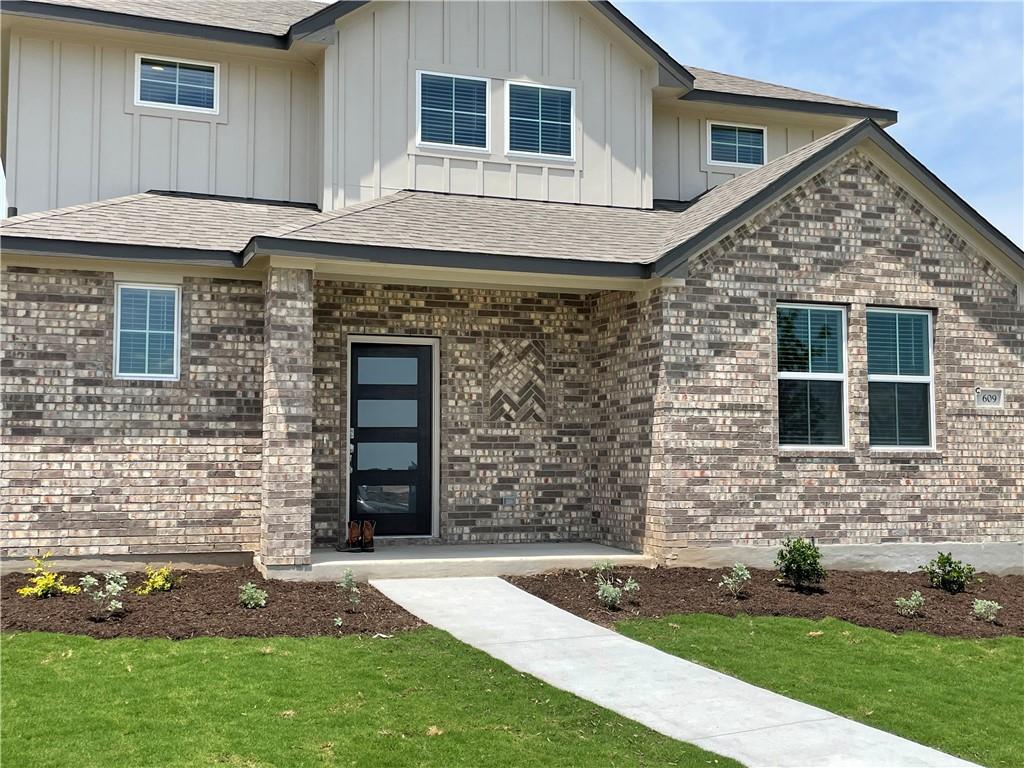 609 Paddock LN — photo 5