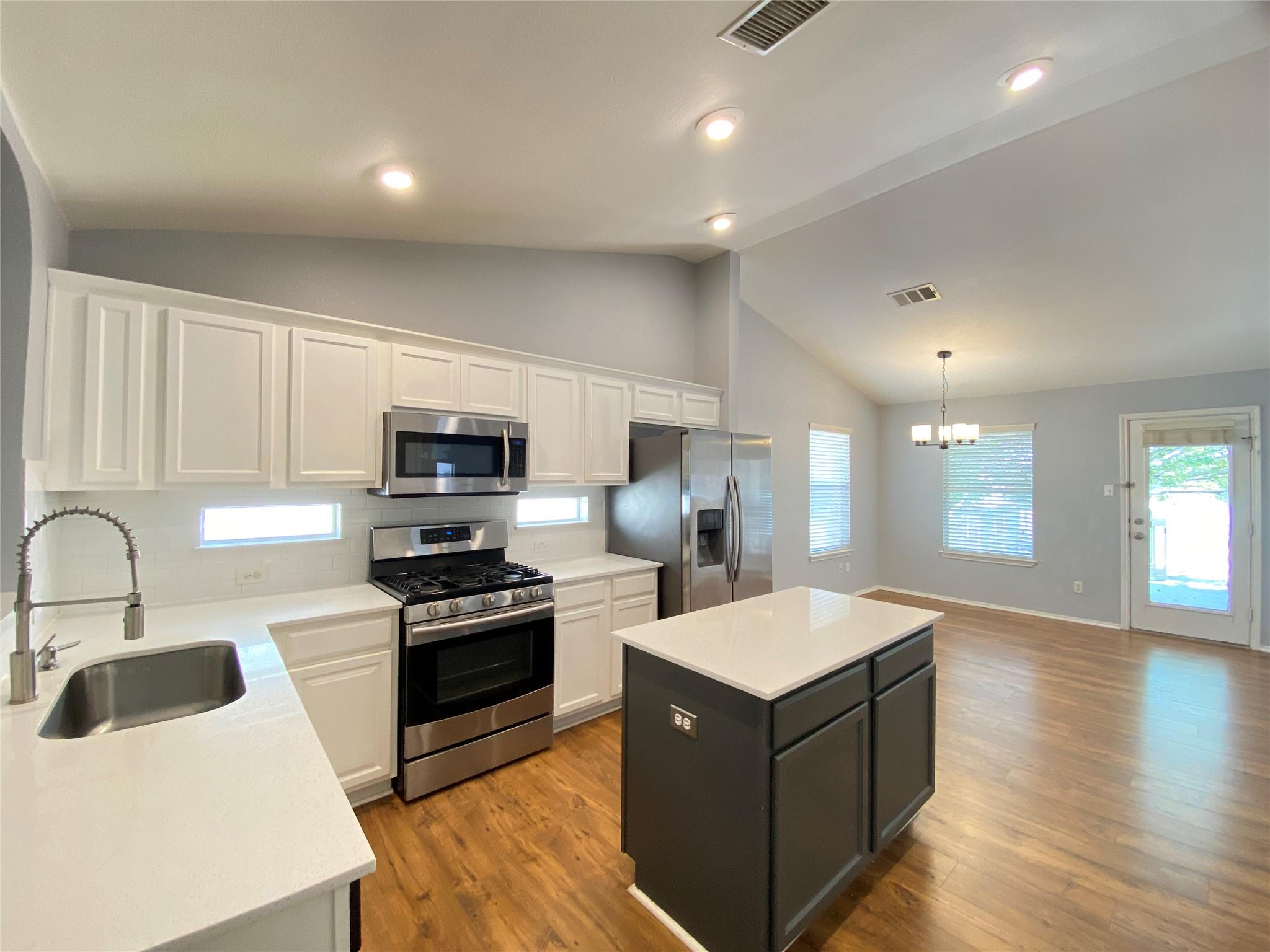 117 Yucca House DR — photo 3