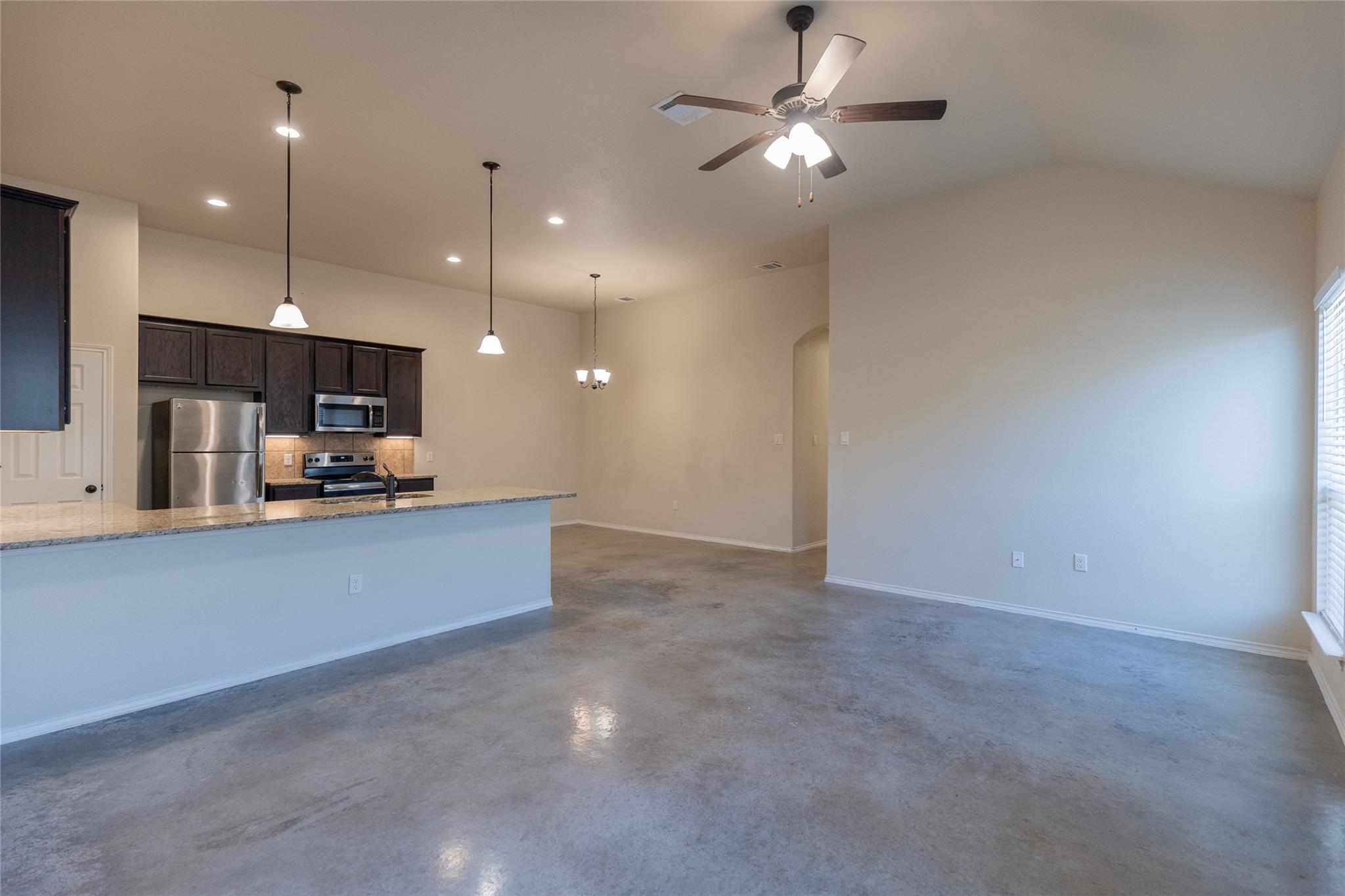 271 Joanne Loop LOOP #B — photo 5