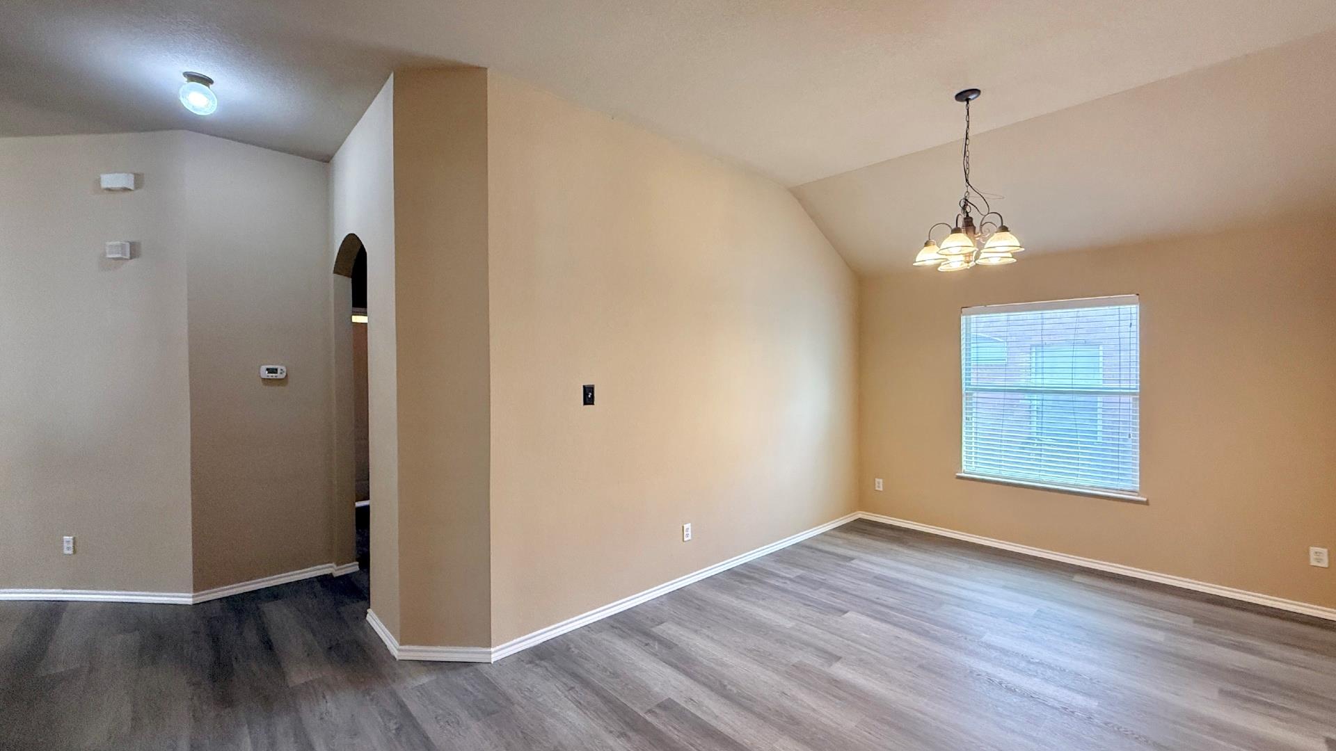 1473 Rainbow Parke DR — photo 3