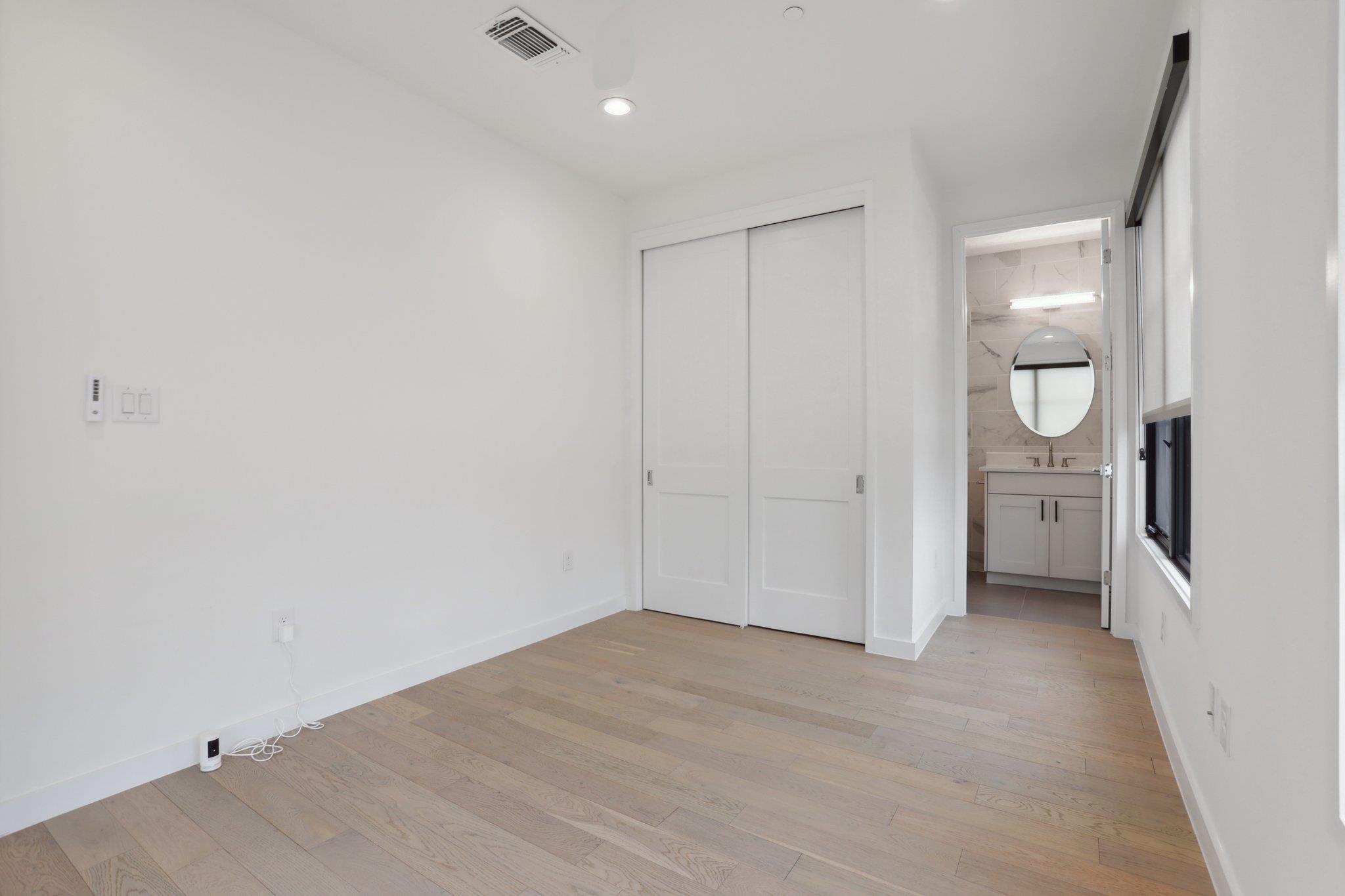 704 Ariana CT — photo 5