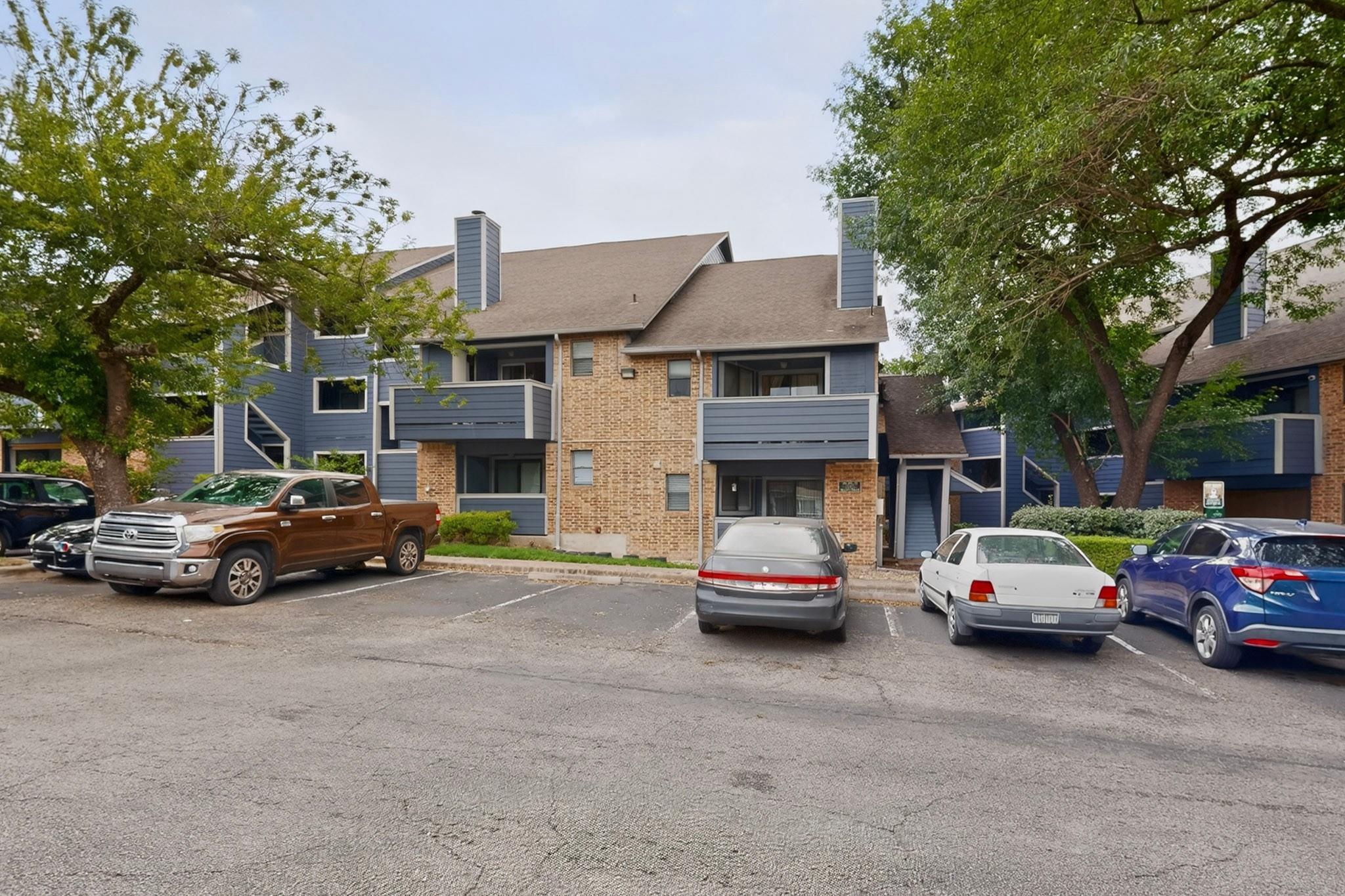2500 Burleson RD #506 — photo 4