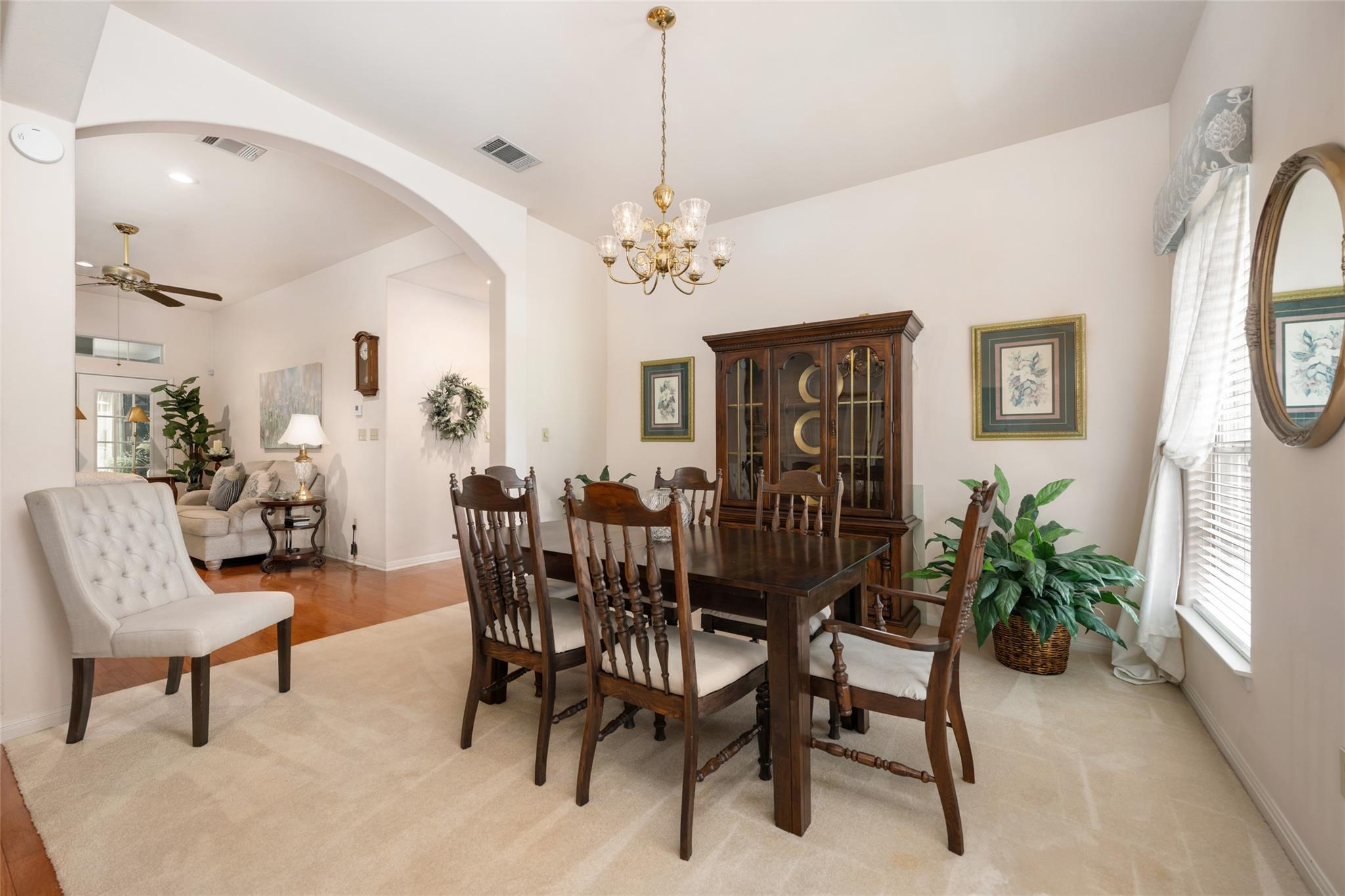 391 Liberty DR — photo 5