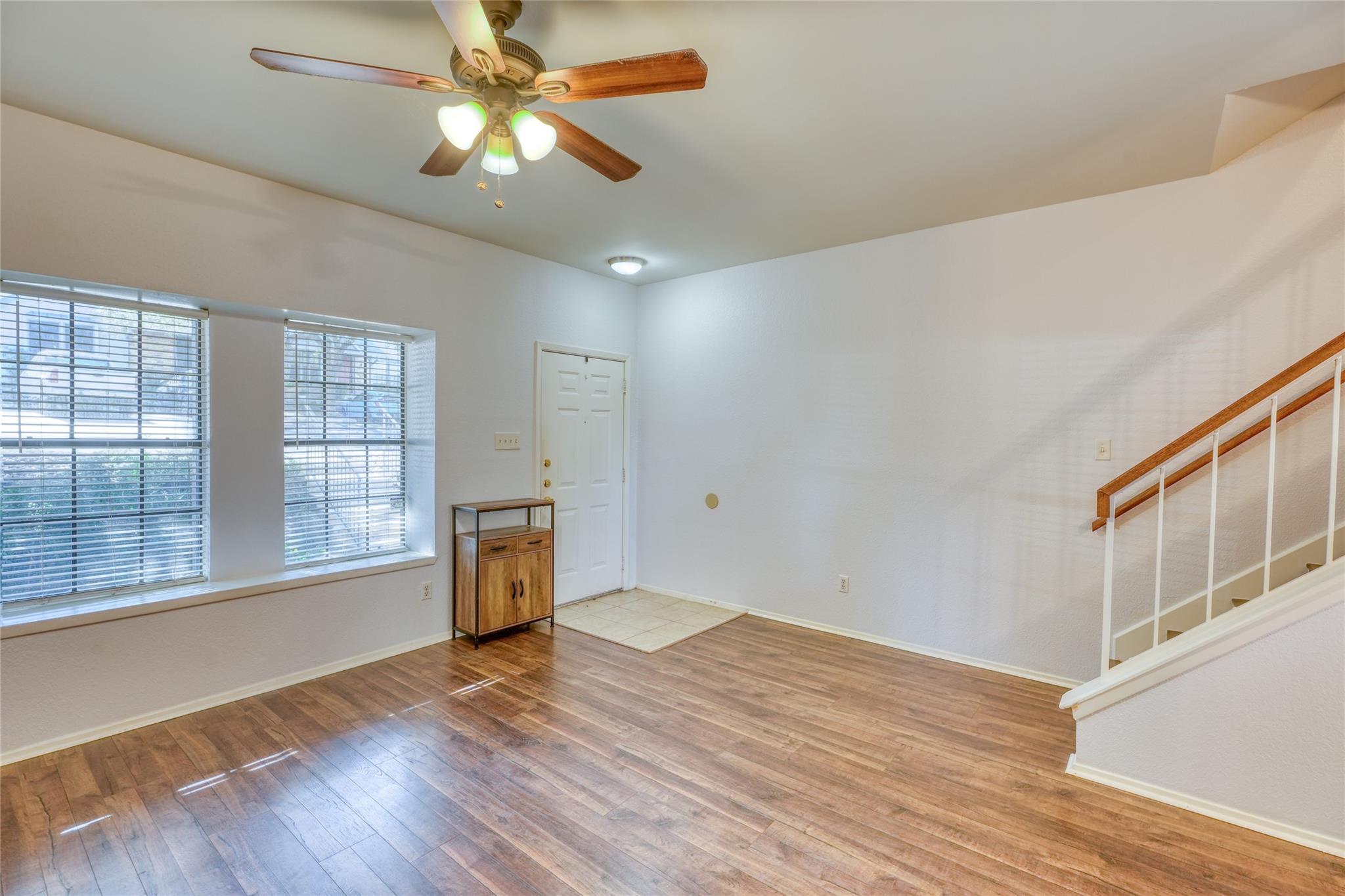 1411 Gracy Farms LN #41 — photo 3
