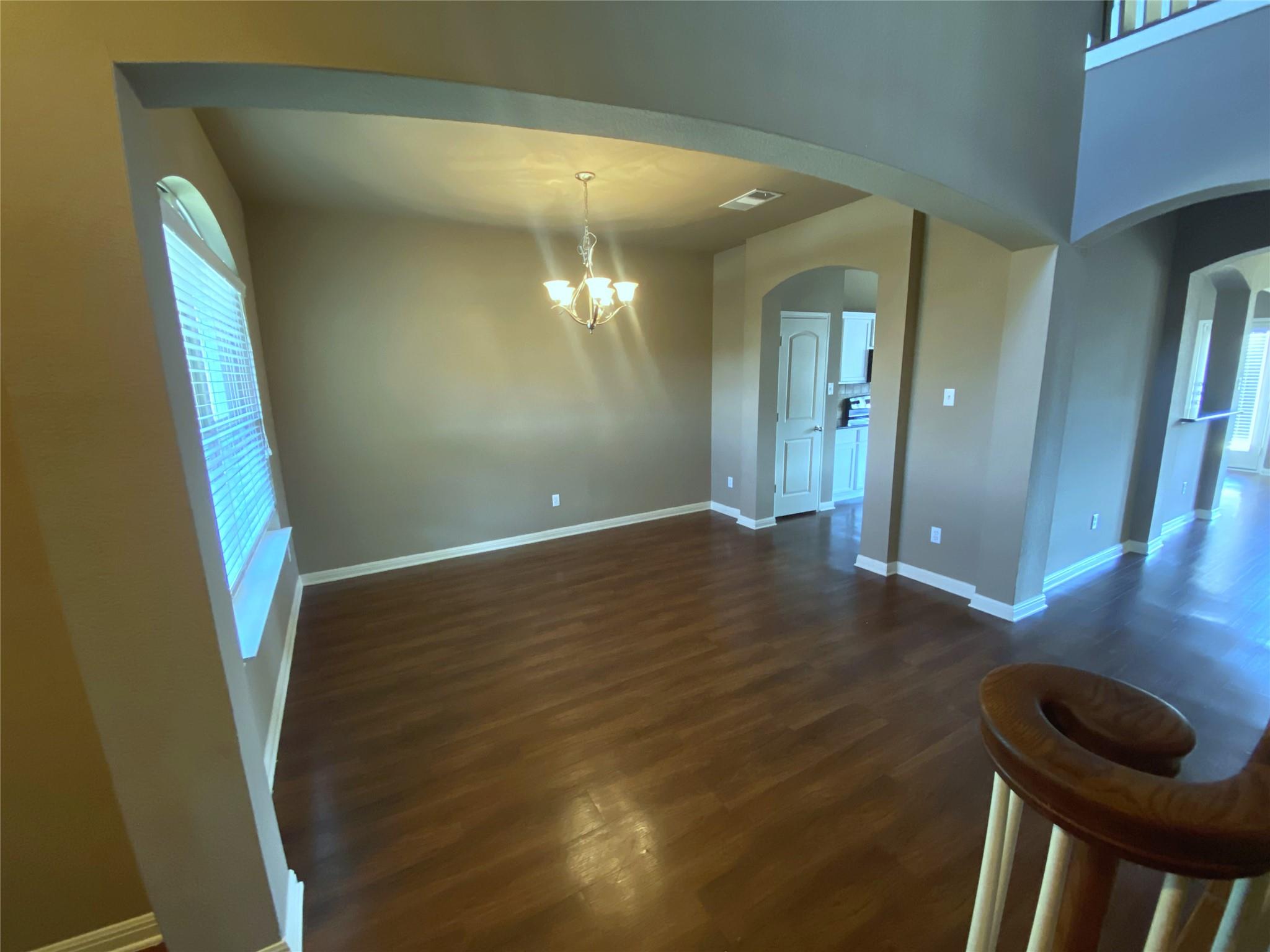 3416 Greyfriar DR — photo 5