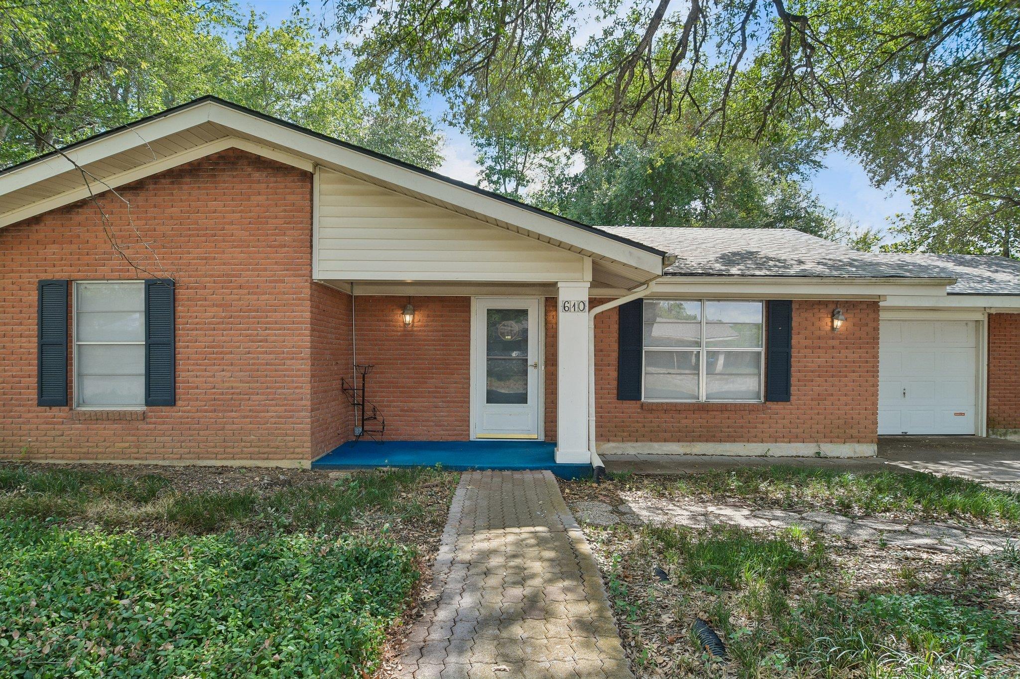 610 Mogonye LN — photo 4