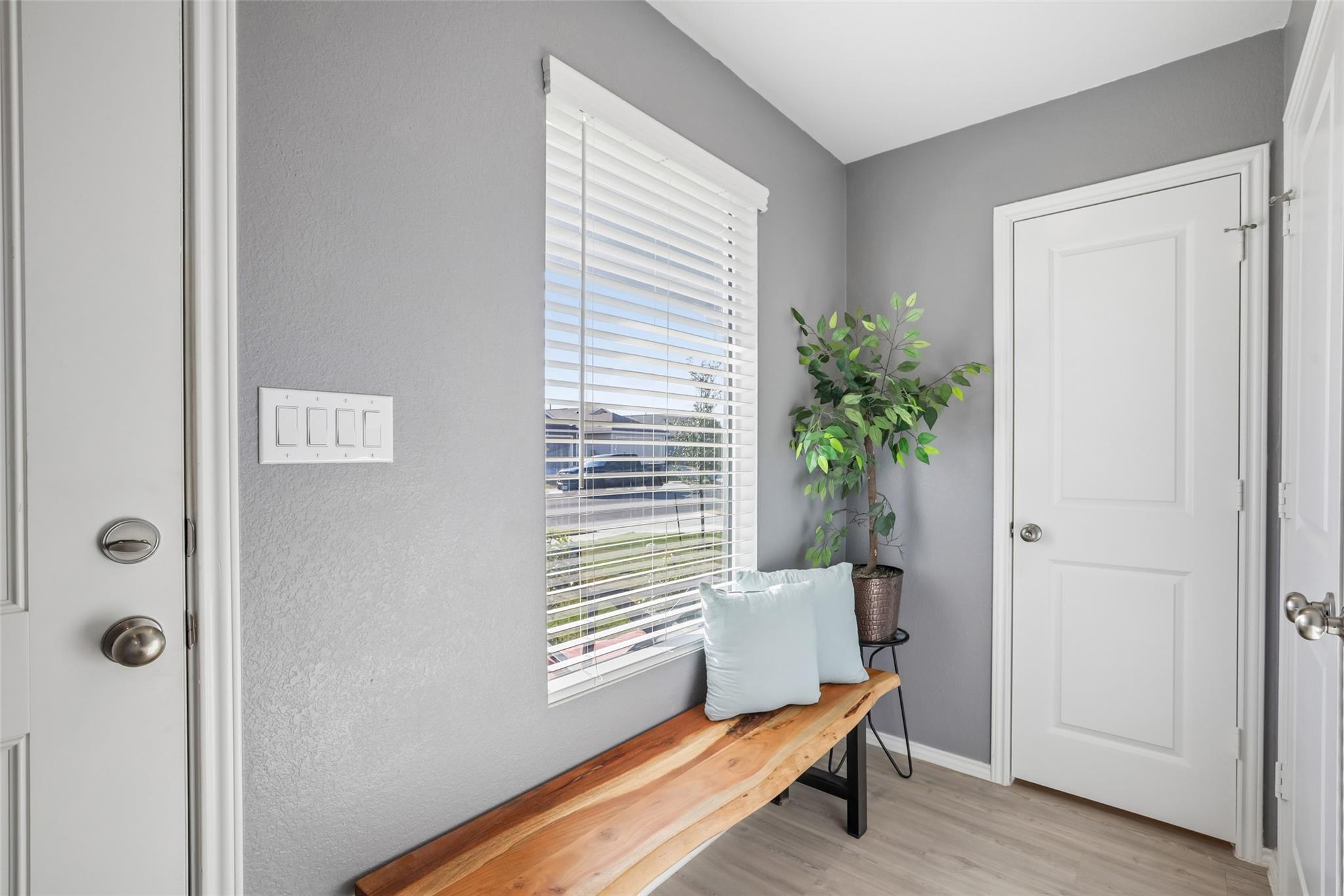 116 Painted Night RD — photo 3