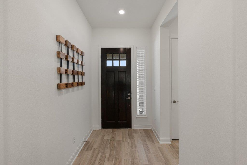 5913 Cimarron Ridge LN — photo 3