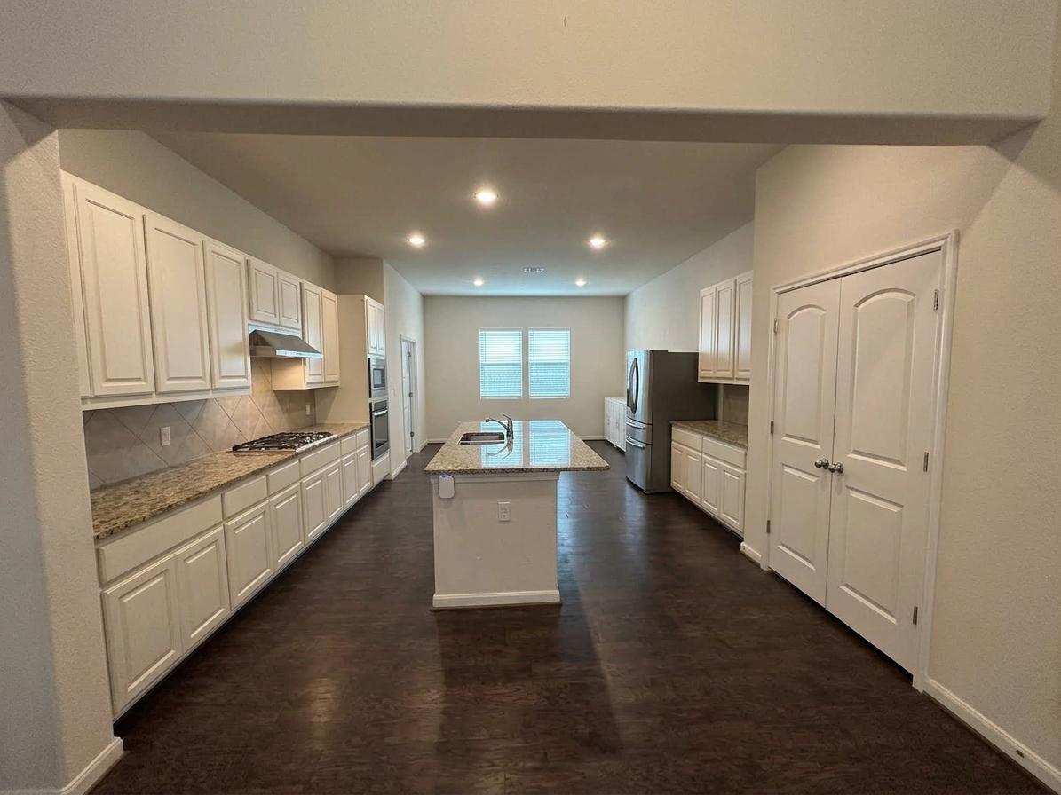 314 Cypress Forest DR — photo 5