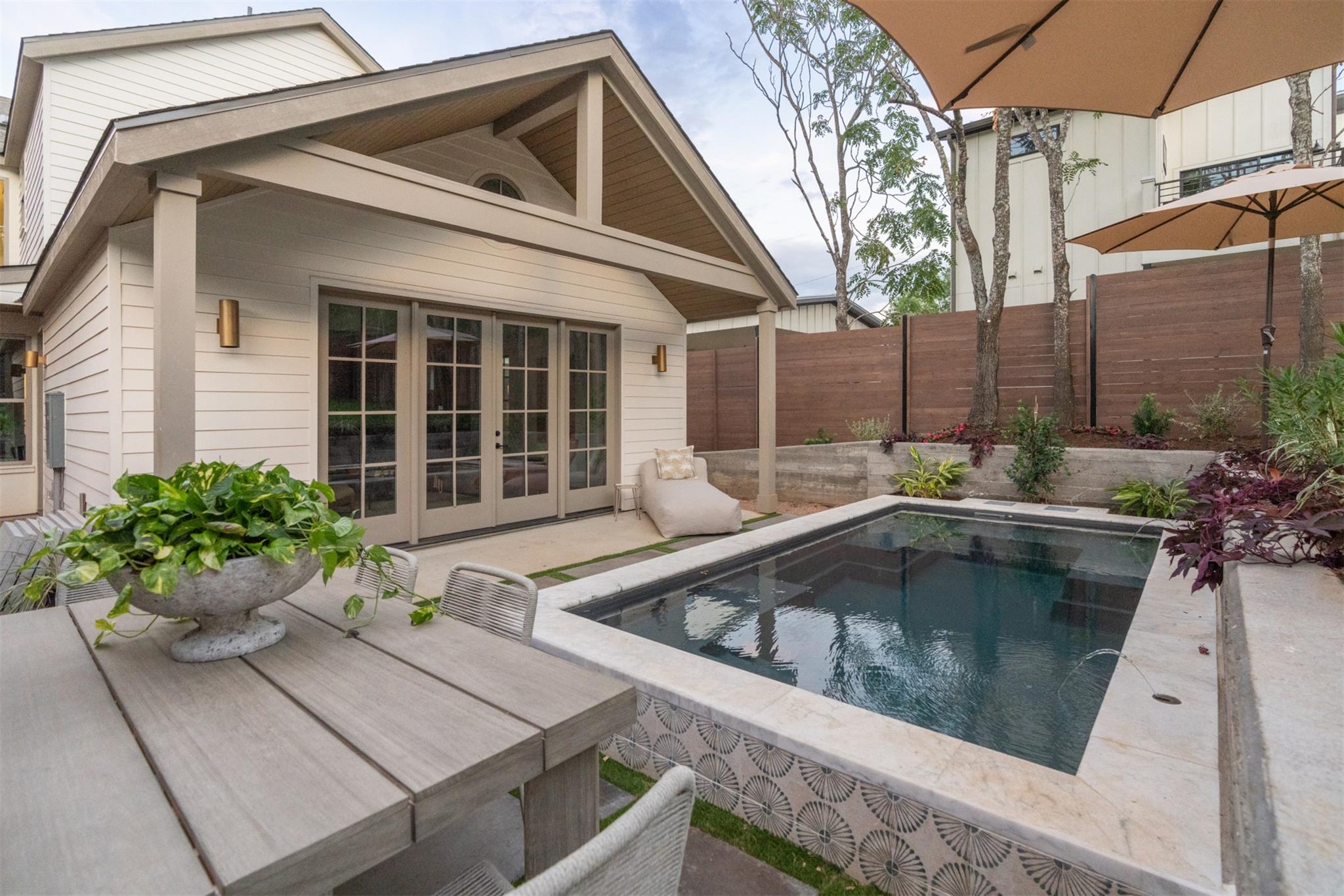 2102 Palo Pinto DR — photo 3
