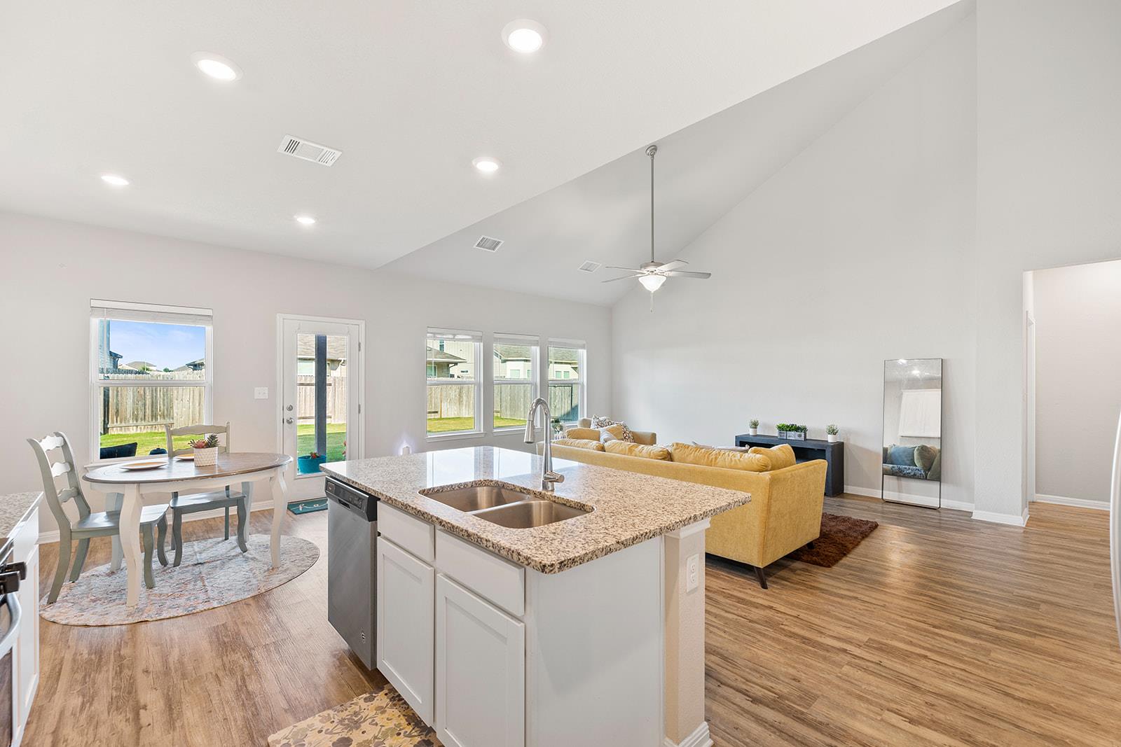 419 Windy Reed RD — photo 5