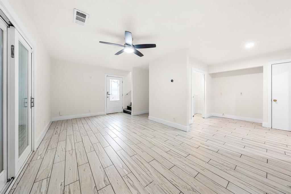 2806 Skyway CIR #101 — photo 5