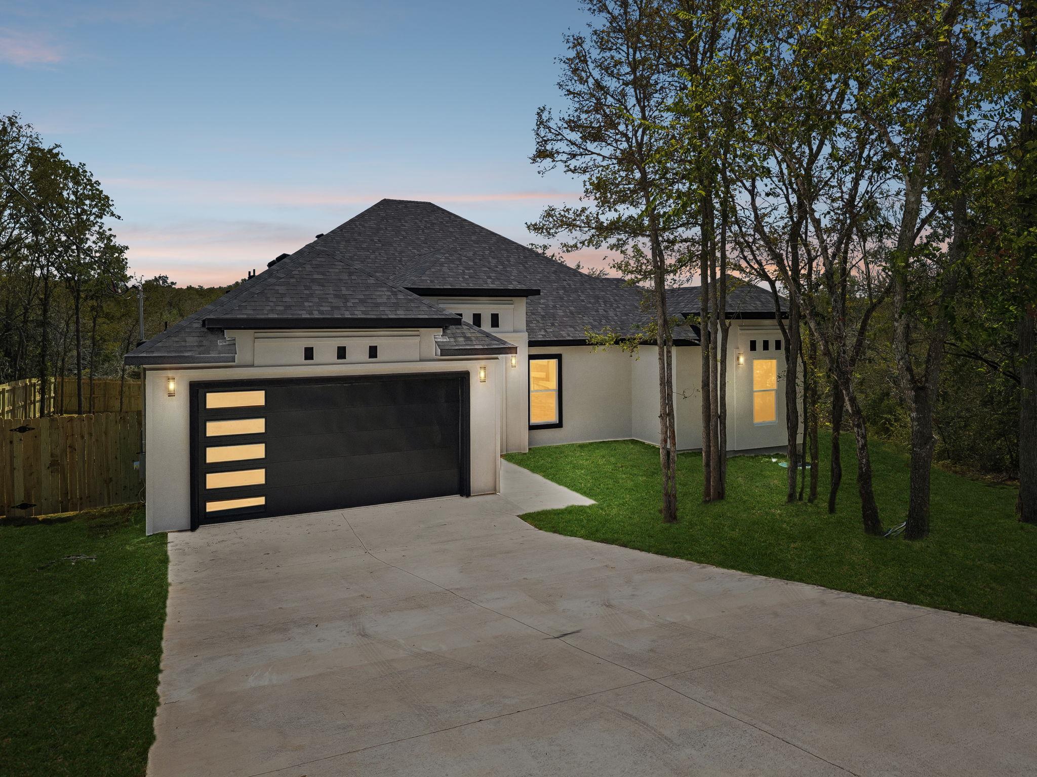 115 Diamond Head DR