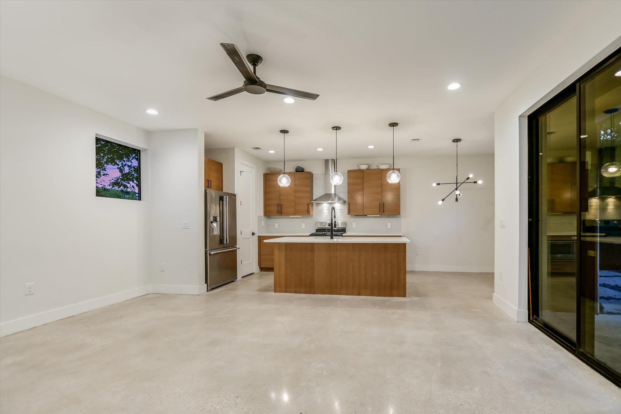 1127 Gunter ST #1 — photo 5