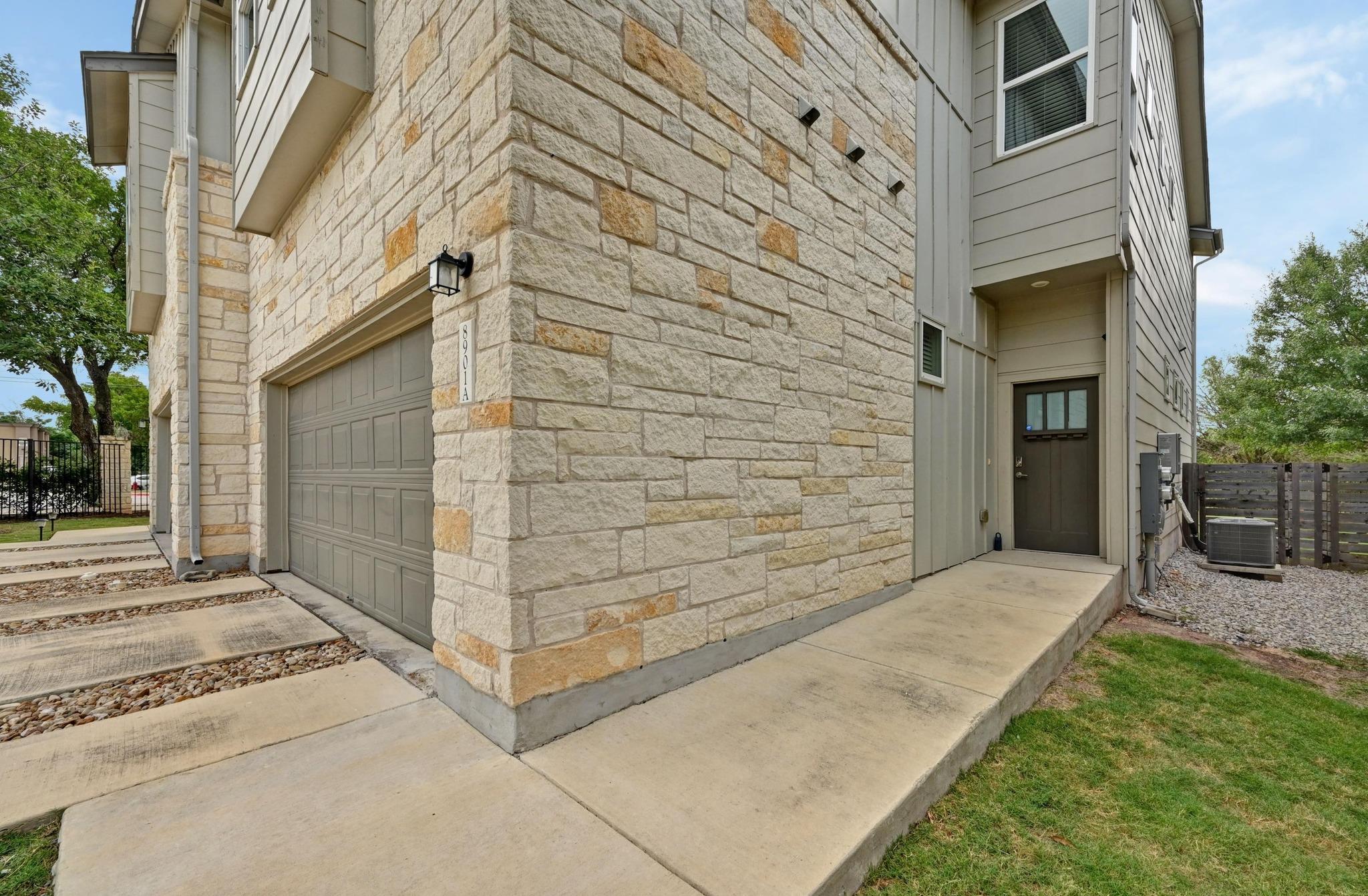 8901 Parker Ranch CIR #A — photo 3
