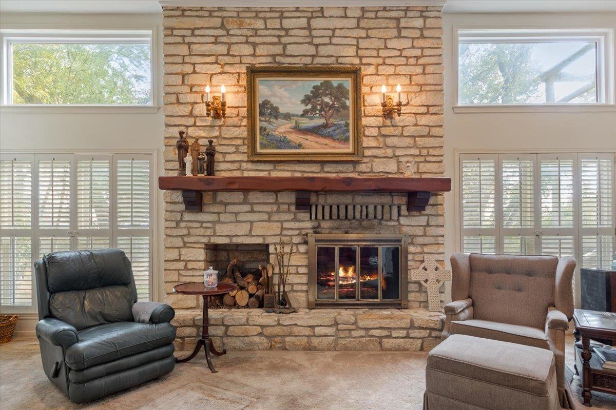 5707 Windcliff DR — photo 4