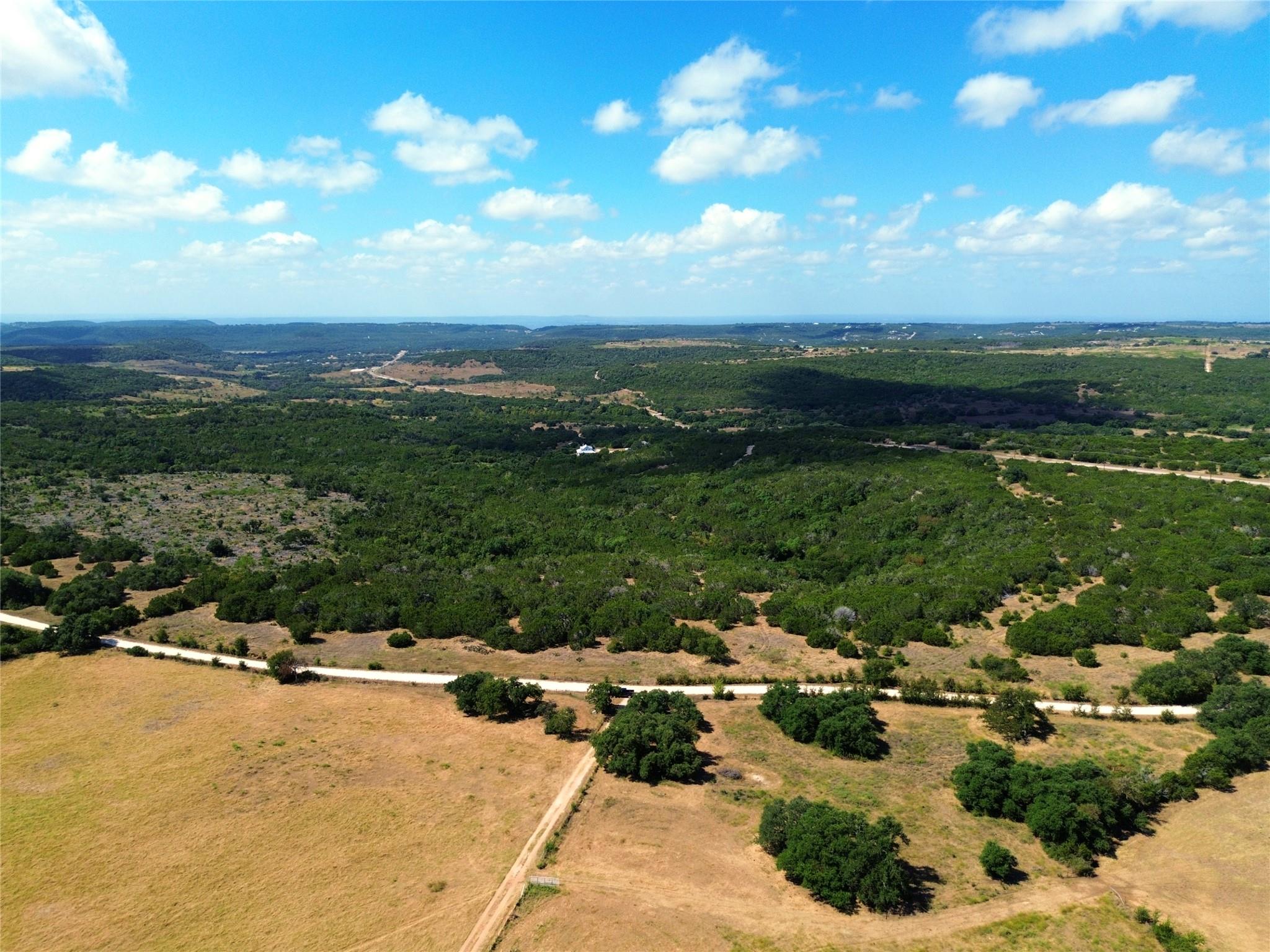 8415 Fm 1174 — photo 4