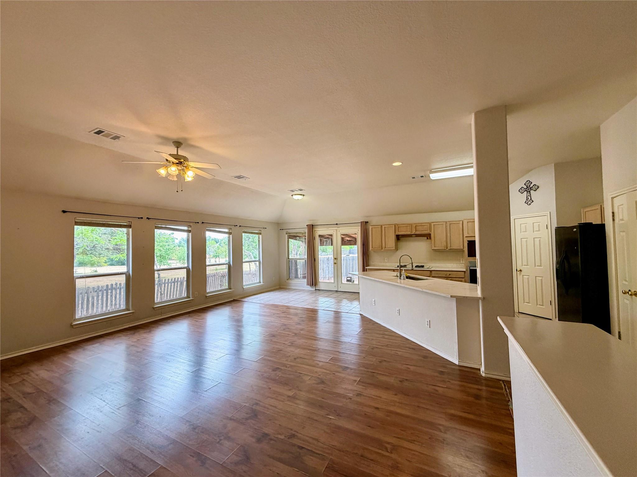 8618 COLUMBIA FALLS DR — photo 4
