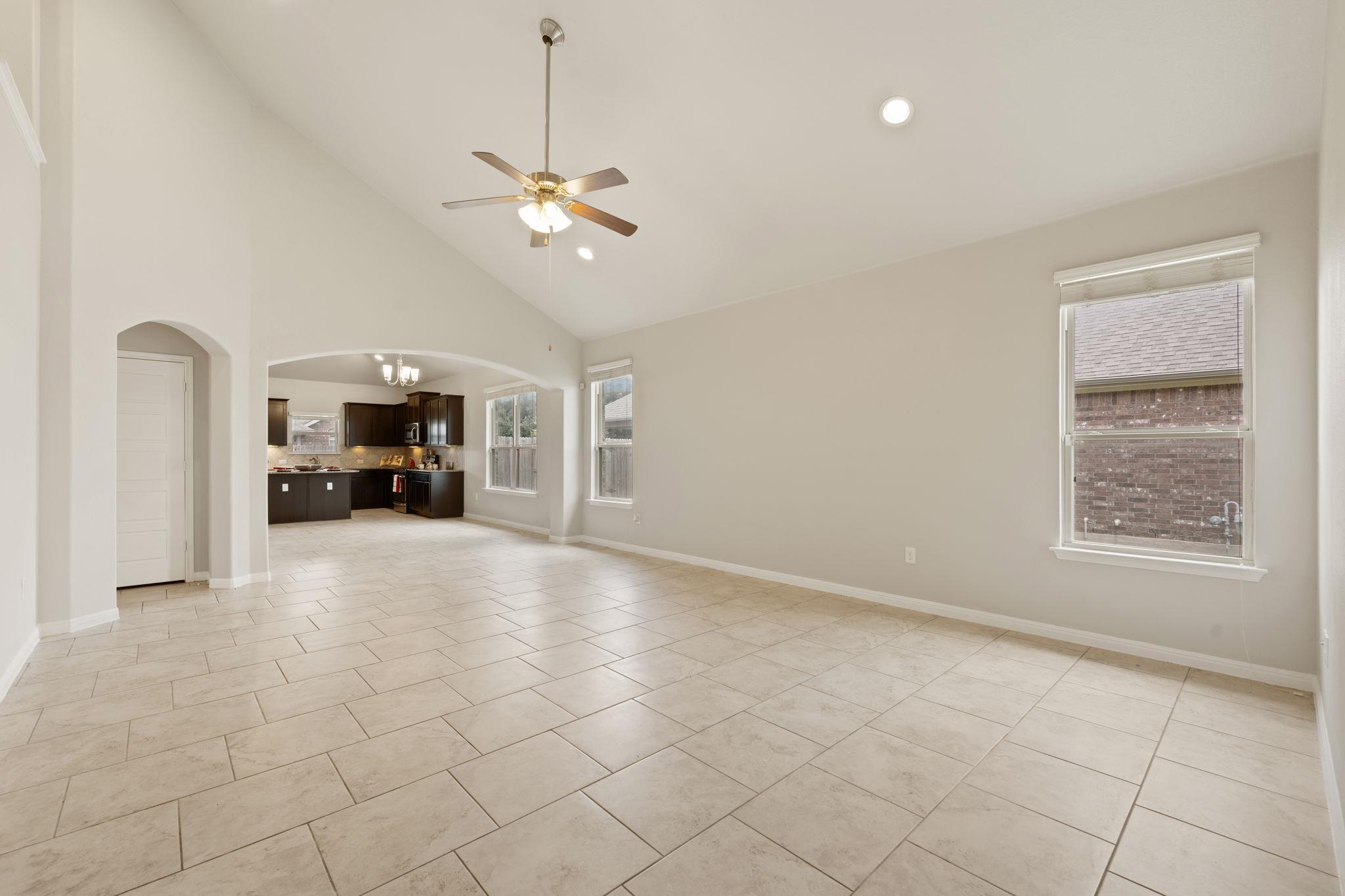 501 Buttermilk LN — photo 5
