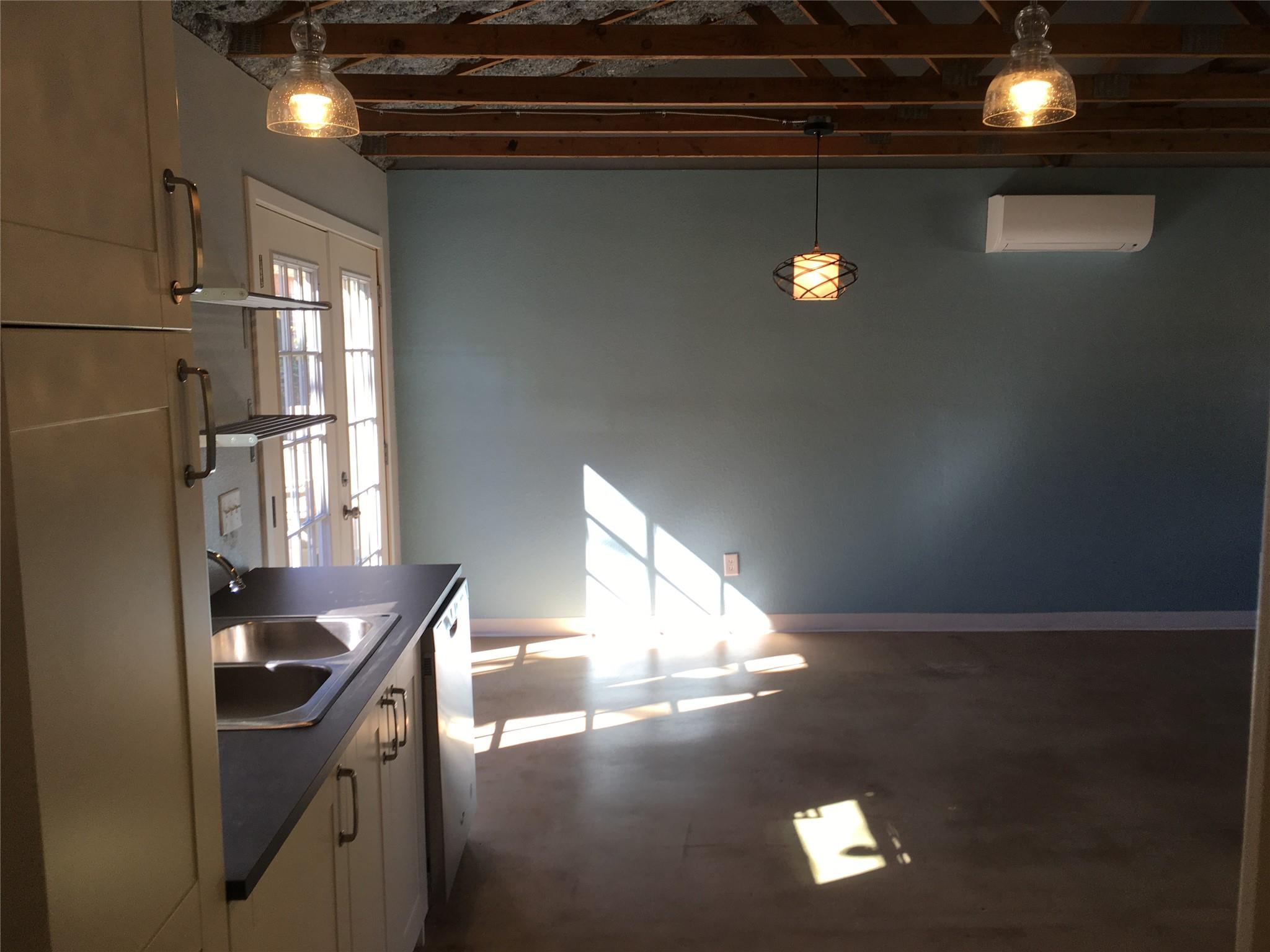 701 Vargas RD — photo 4