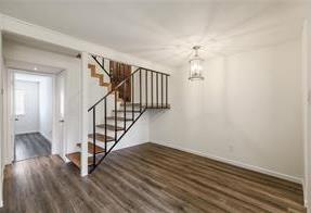 6910 Hart LN #605 — photo 3