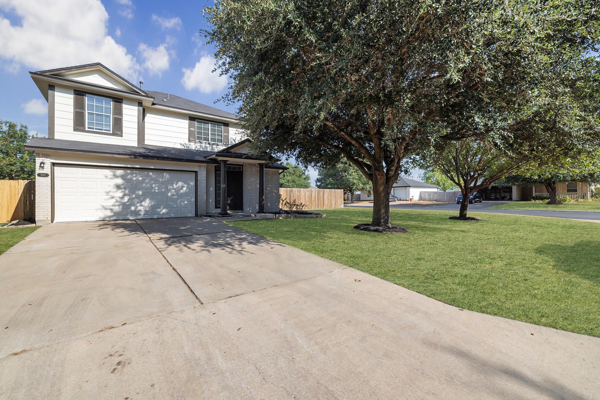 502 Garrett CT — photo 4