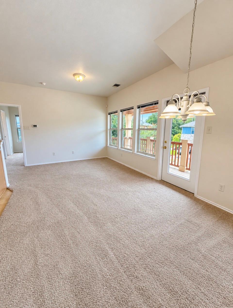 1481 Old Settlers BLVD #901 — photo 4