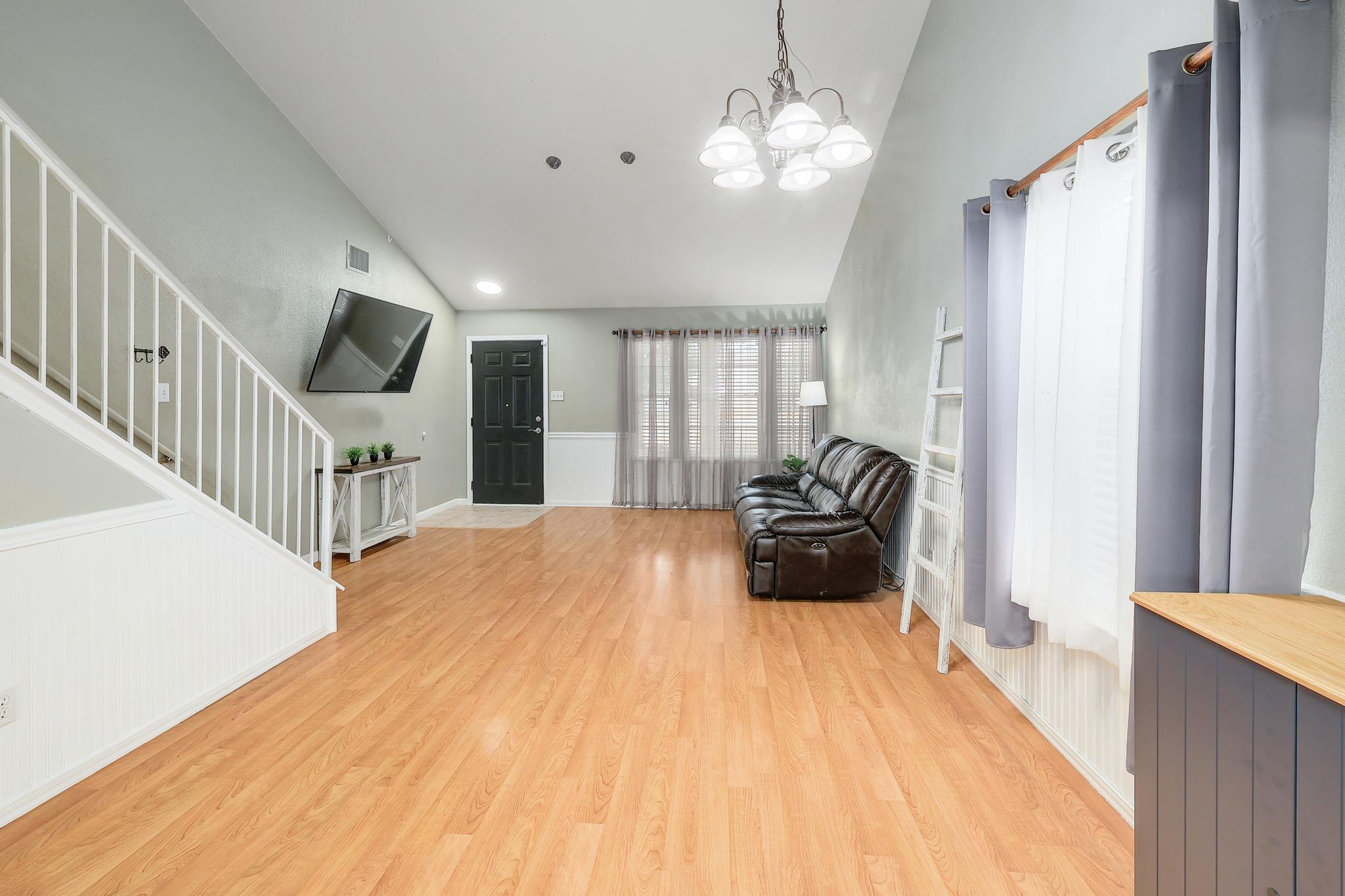 3503 Rock Shelf LN — photo 3