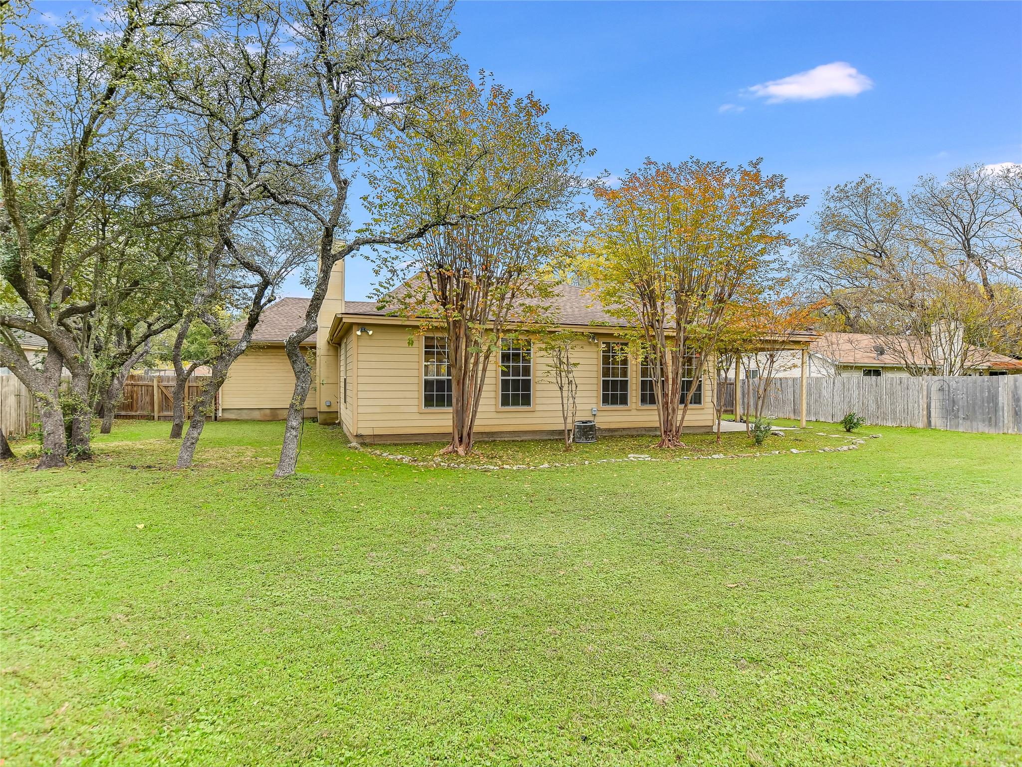 13220 Villa Park DR — photo 5