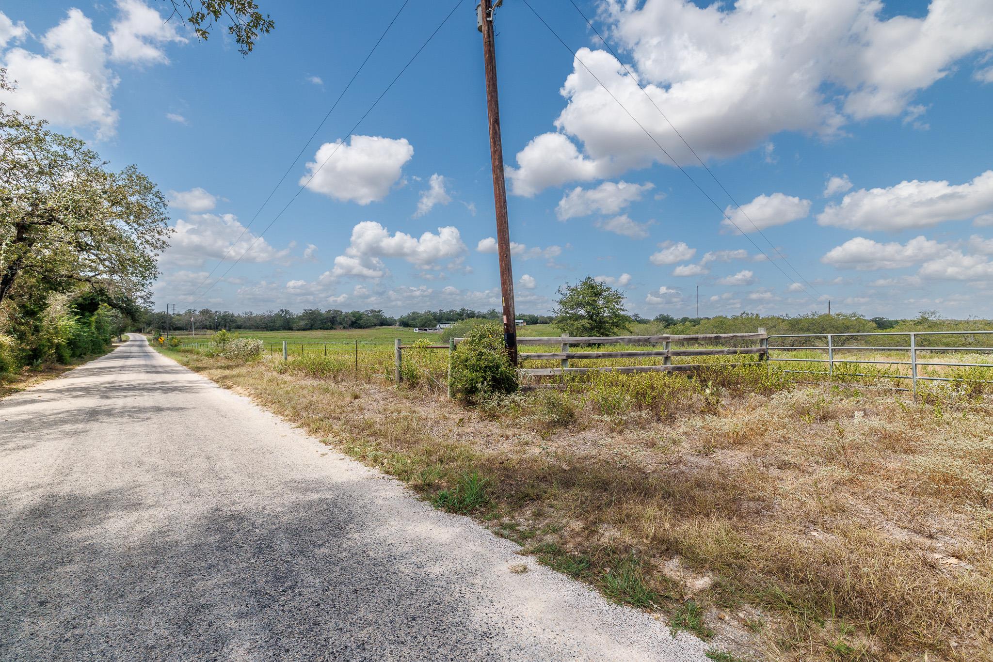 2195 Mule Creek RD — photo 3